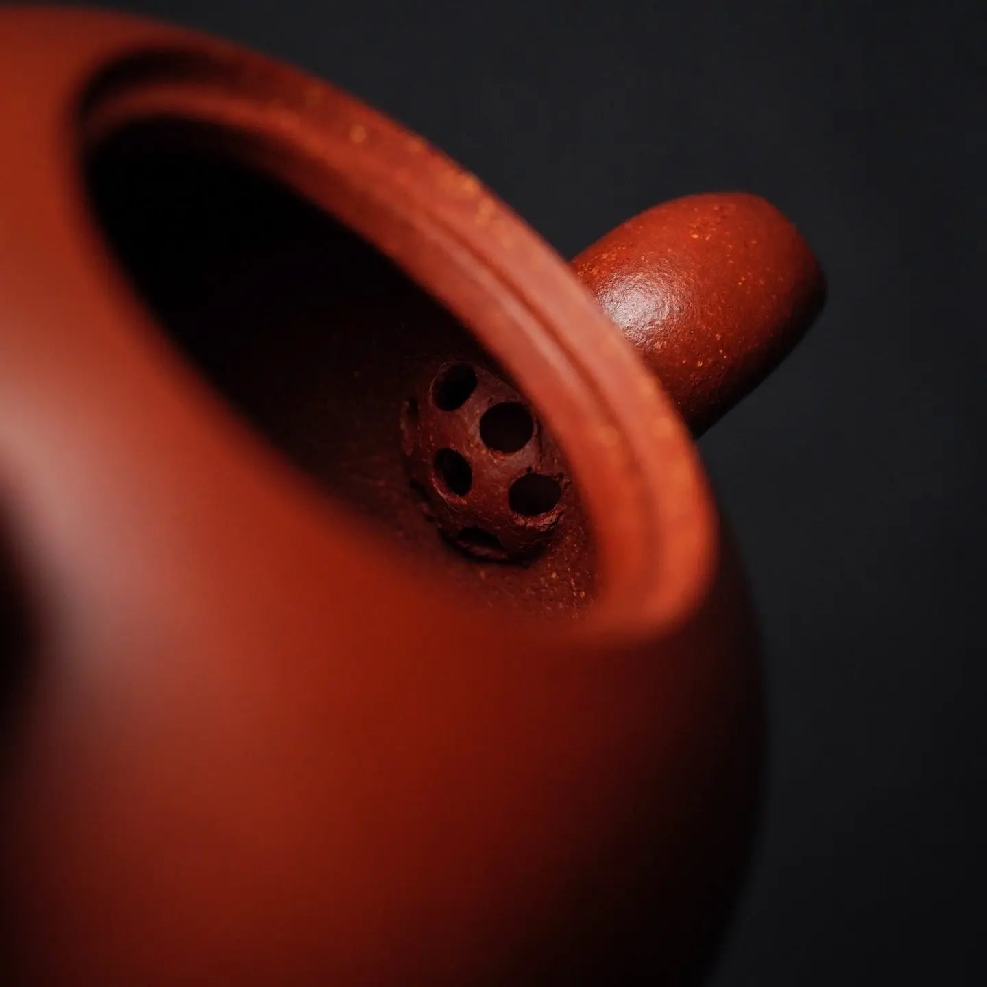 Yi Li Zhu 200cc - Yixing Handmade Teapot 江苏宜兴