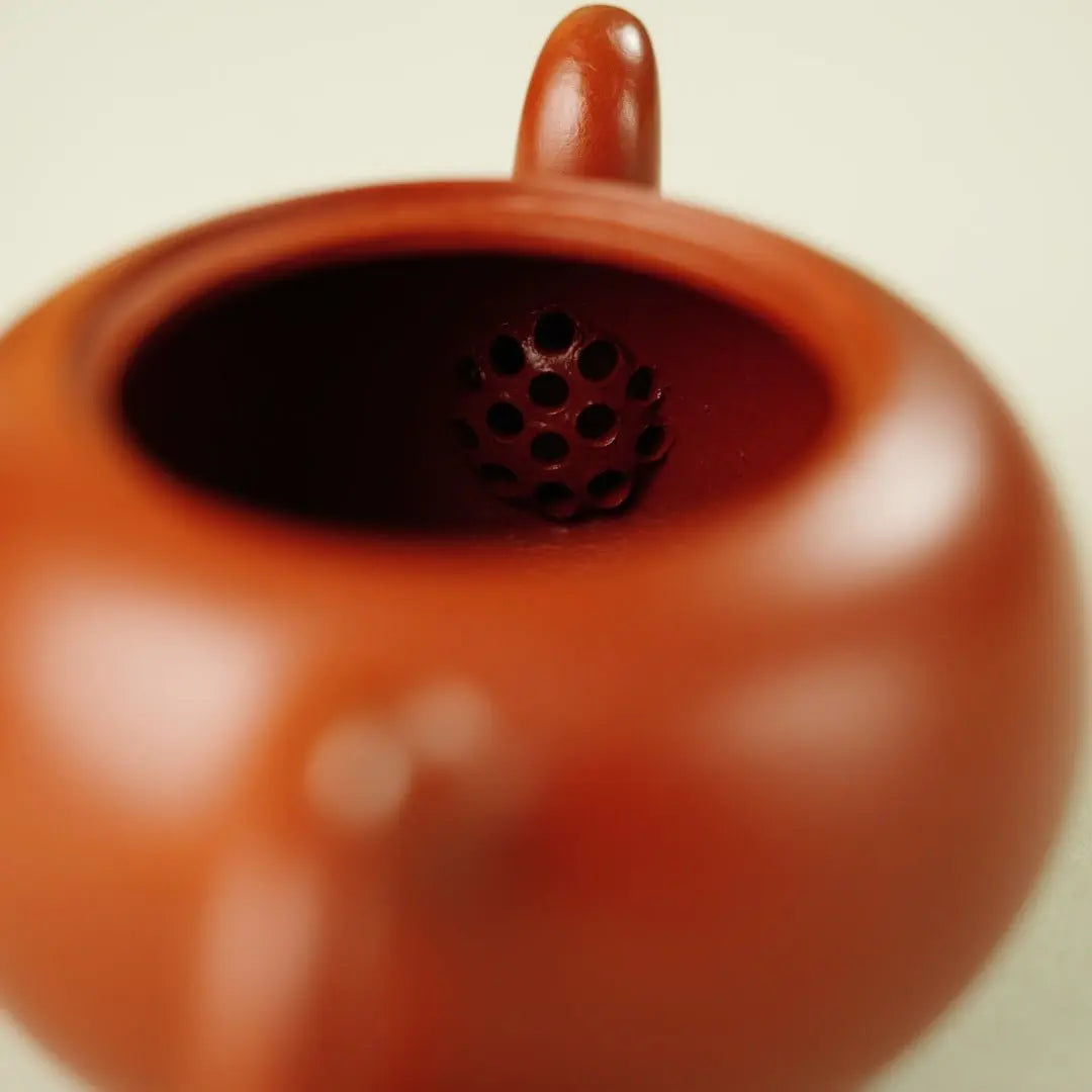 Yi Li Zhu 200cc - Yixing Handmade Teapot 江苏宜兴