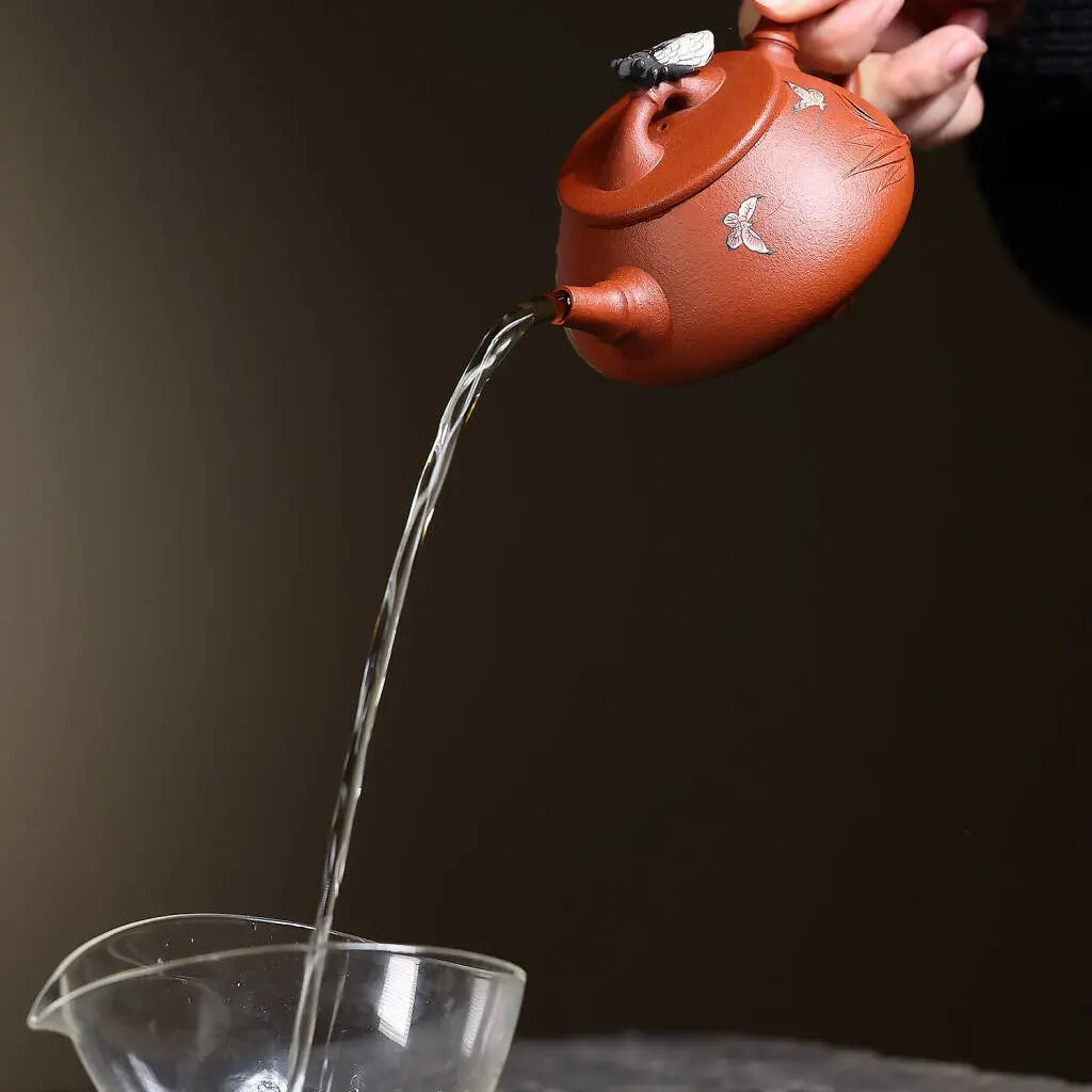 Yi Ming Jing Ren 200cc - Yixing Handmade Teapot 江苏宜兴