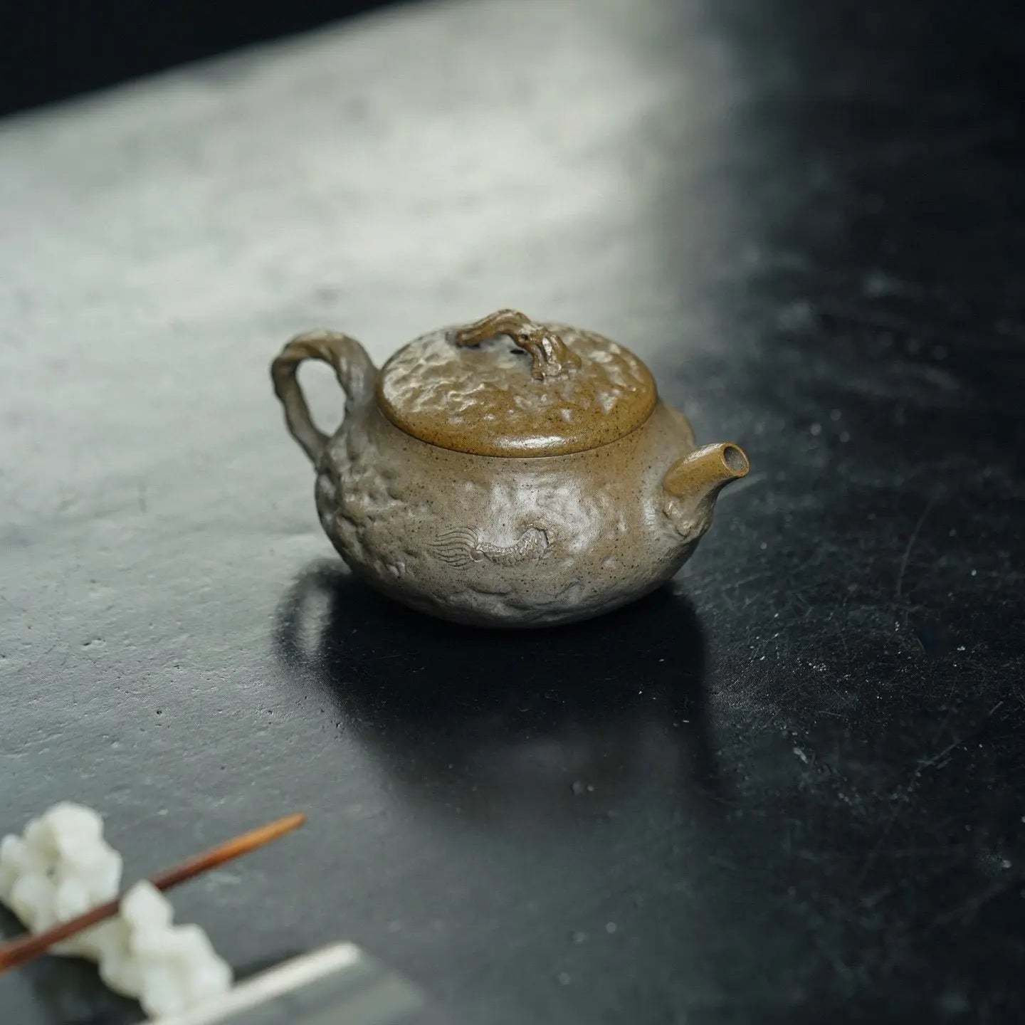 Yin Long Gong Chun 180cc - Yixing Handmade Teapot 江苏宜兴