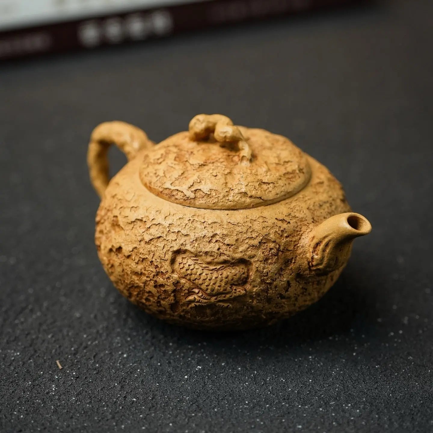 Yin Long Gong Chun 190cc - Yixing Handmade Teapot 江苏宜兴