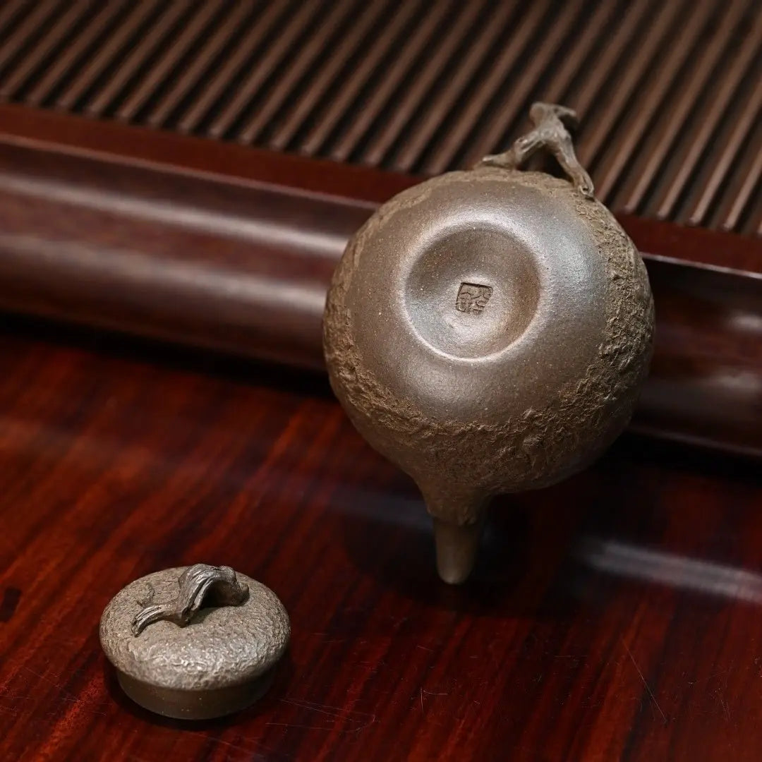 Yin Long Gong Chun 200cc - Yixing Handmade Teapot 江苏宜兴
