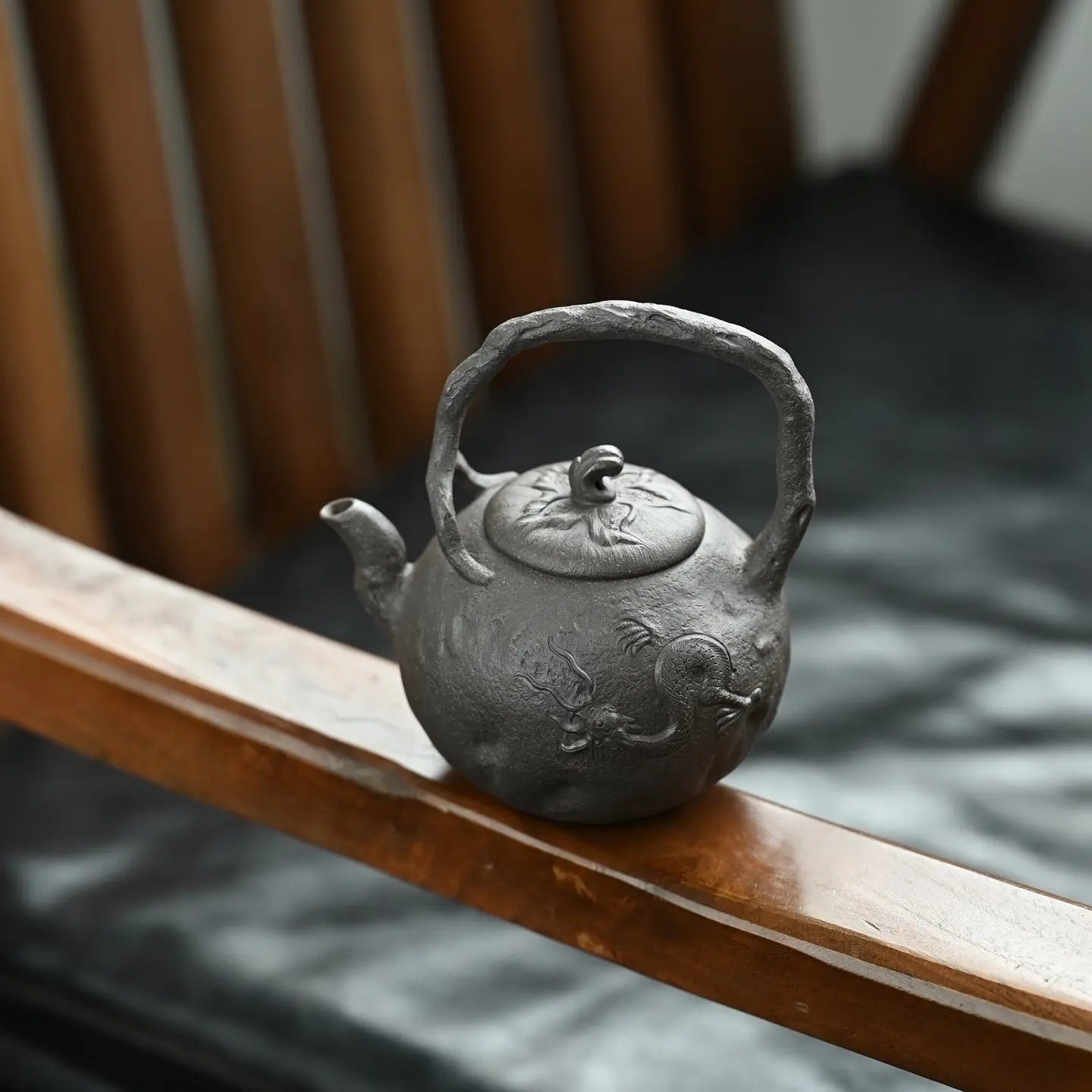 Yin Long Gong Chun 320cc - Yixing Handmade Teapot 江苏宜兴