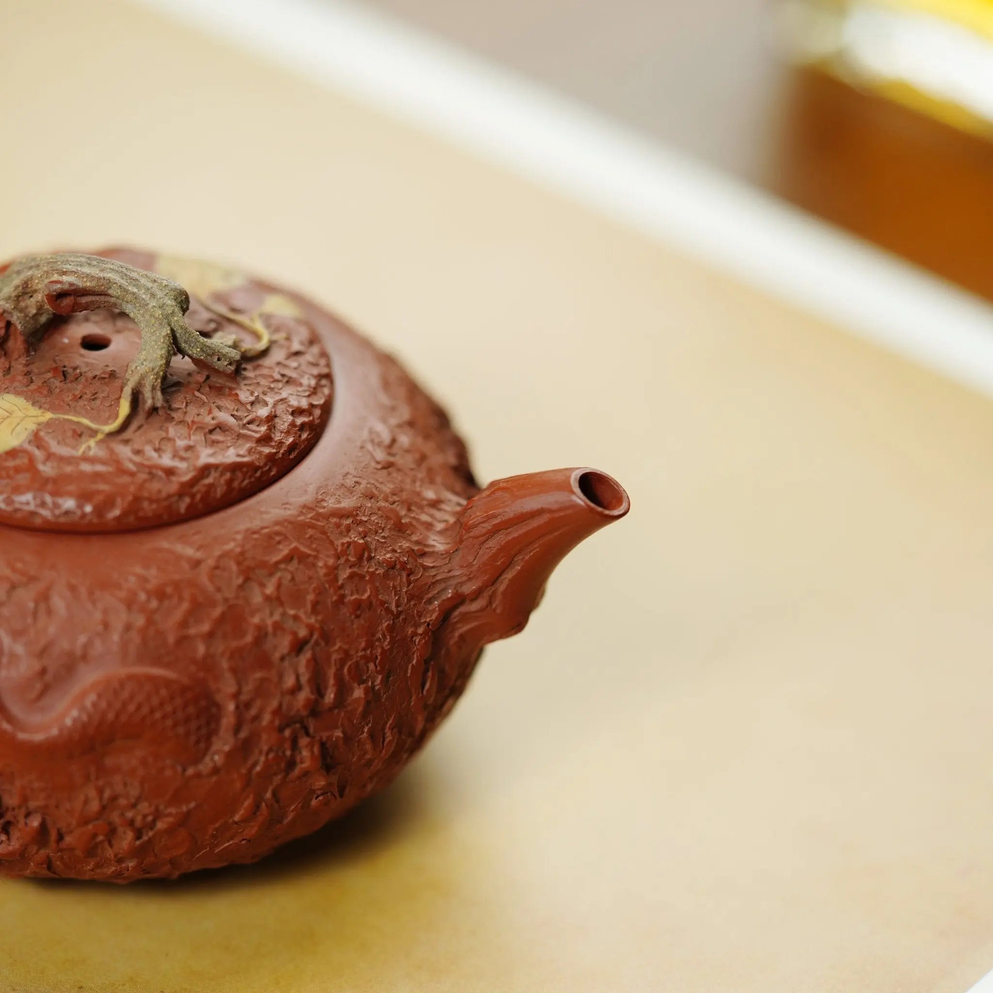 Yin Long Zhi Qiu 170cc - Yixing Handmade Teapot 江苏宜兴