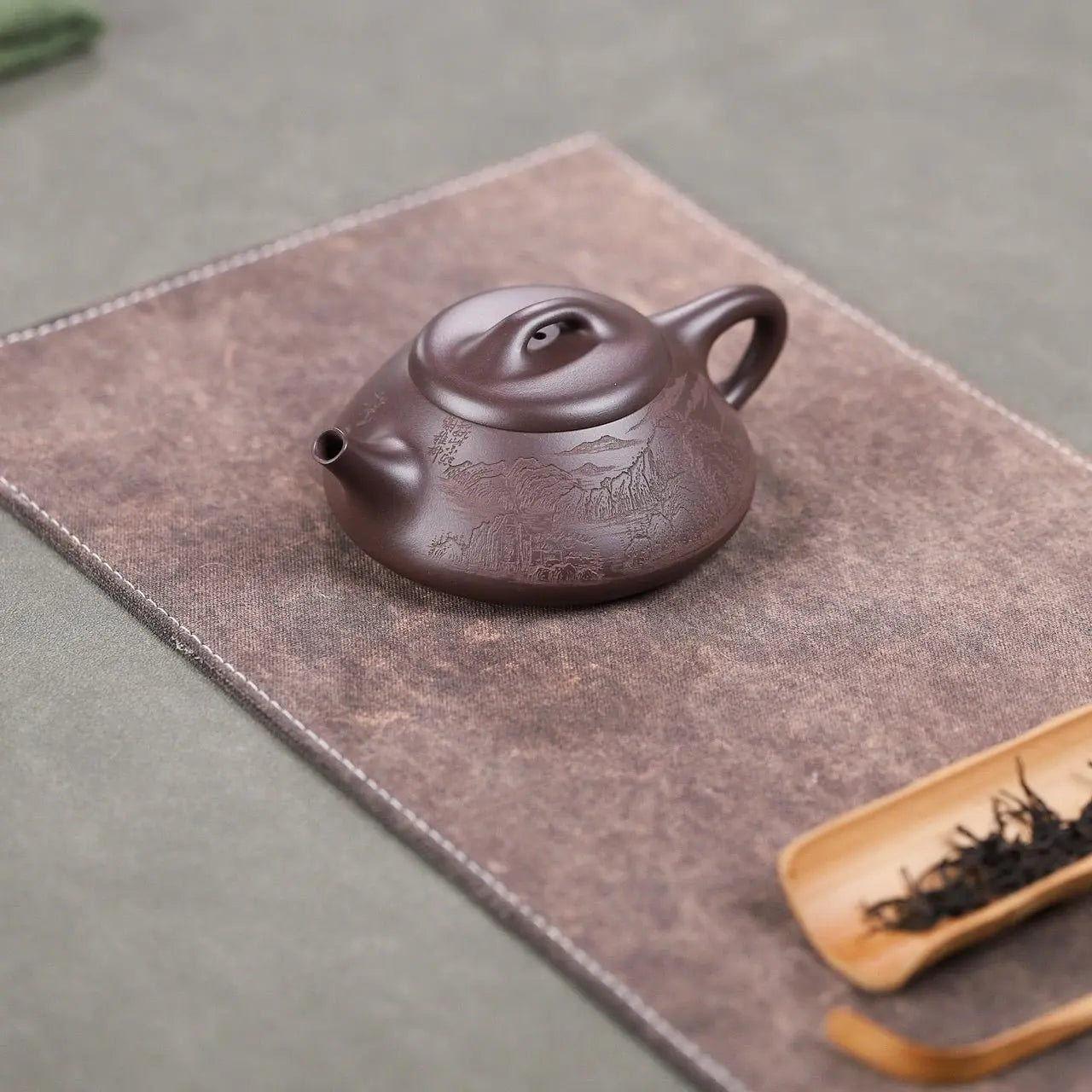 Yong Nian Shi Piao 170cc - Yixing Handmade Teapot 江苏宜兴