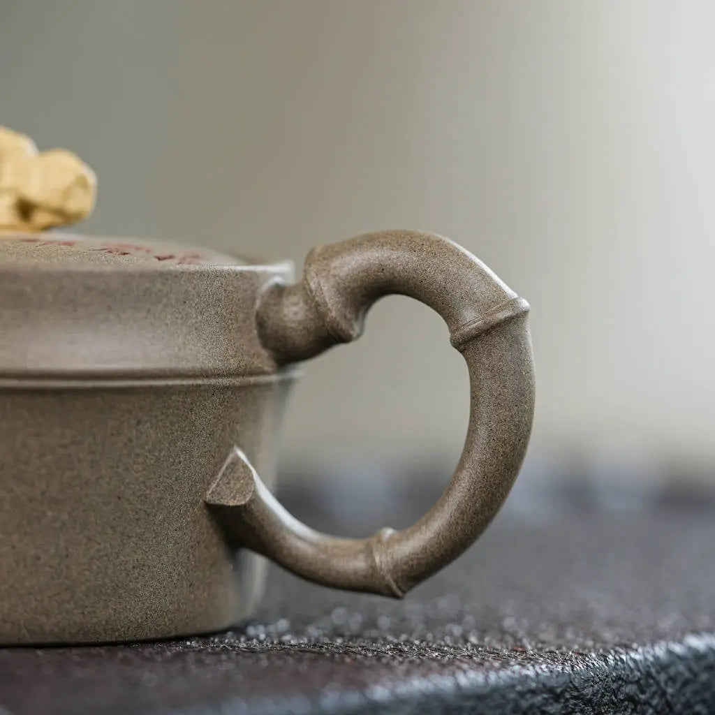 You Shi 140cc - Yixing Handmade Teapot 江苏宜兴