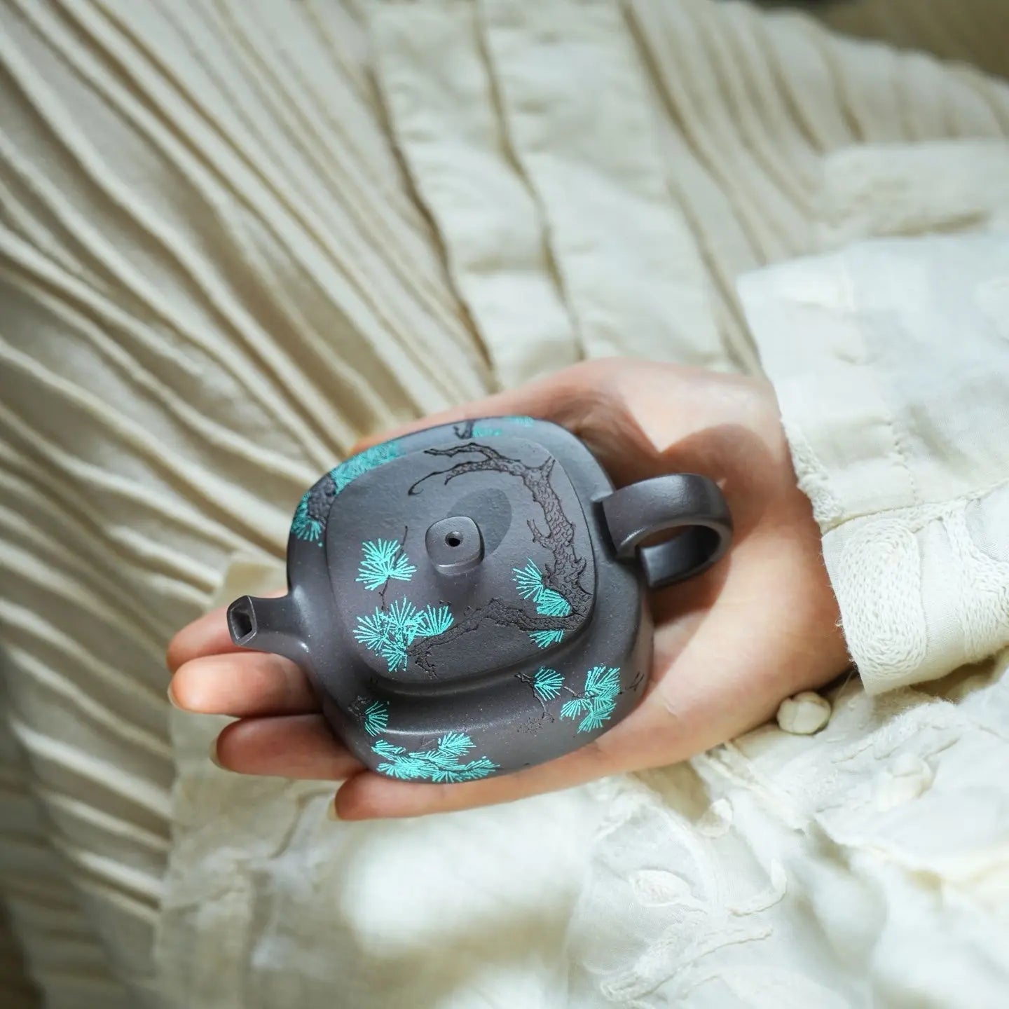 Yu Pan 110cc - Yixing Handmade Teapot 江苏宜兴