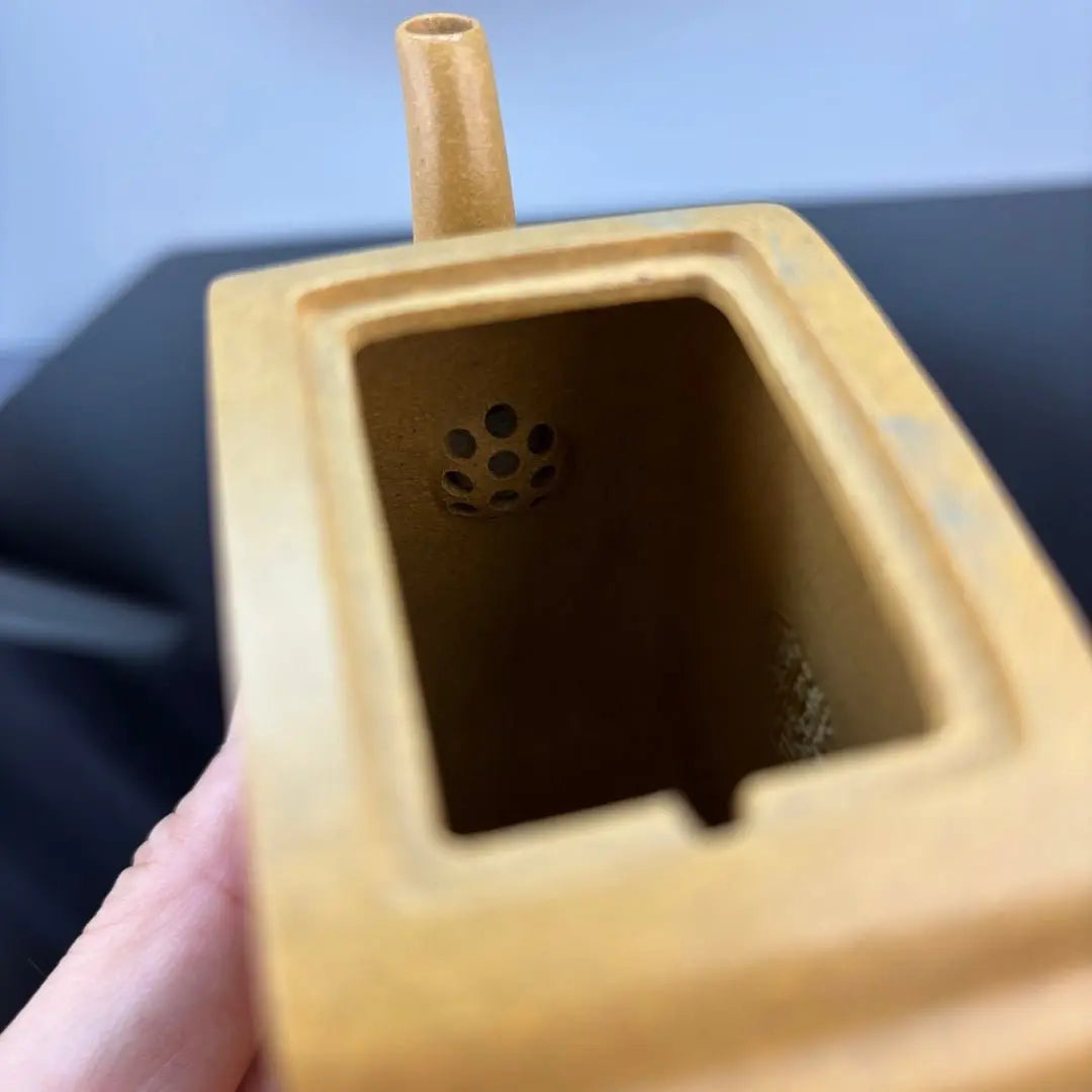 Yu Ping 260cc - Yixing Handmade Teapot 江苏宜兴
