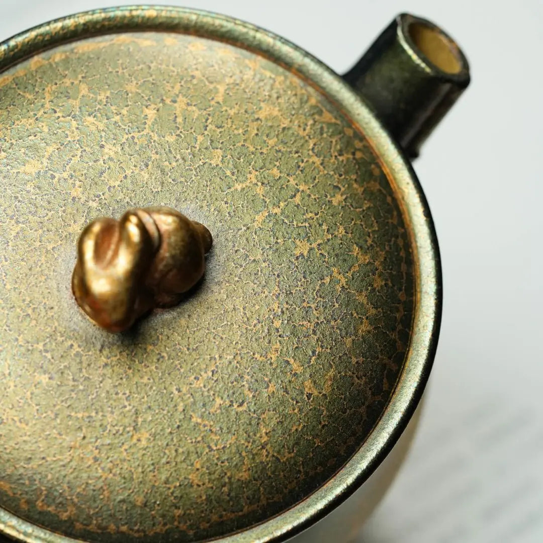 Yu Tu Cheng Xiang 170cc - Yixing Handmade Teapot 江苏宜兴