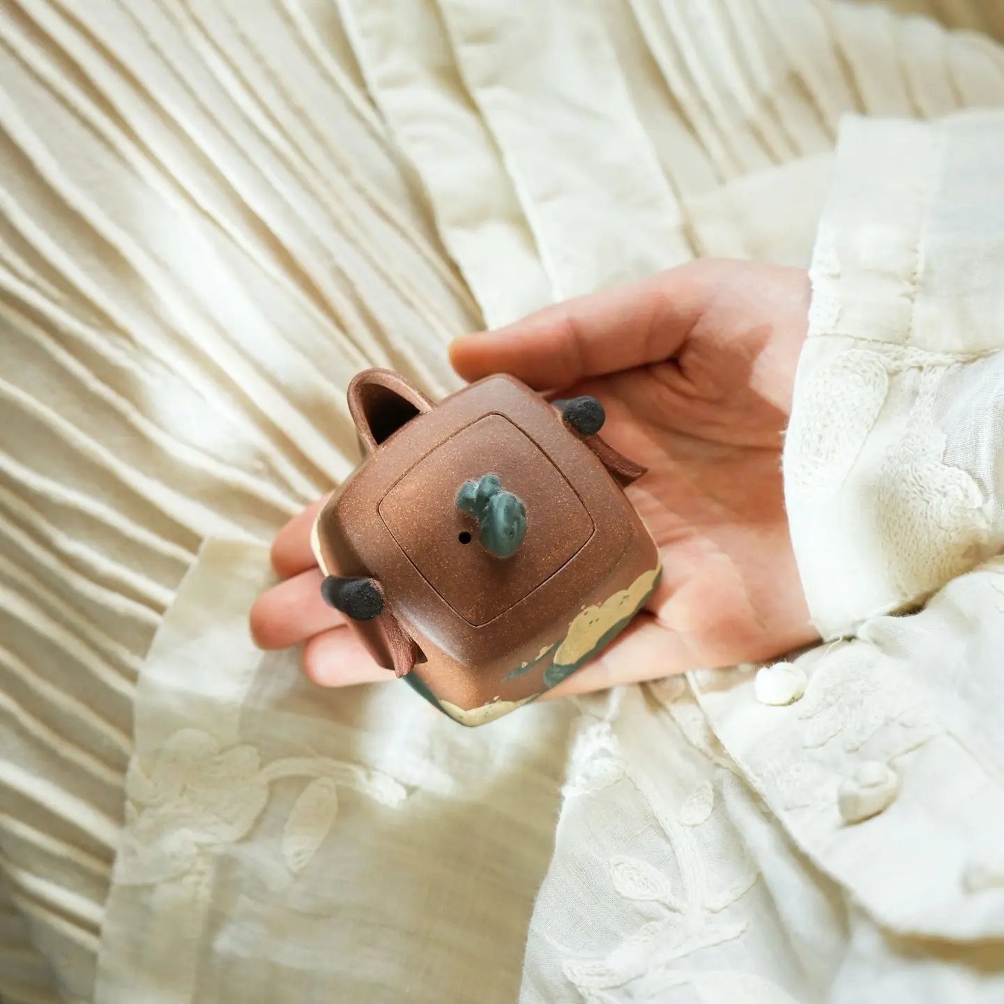 Yuan Shan Ru Hua 100cc - Yixing Handmade Teapot 江苏宜兴
