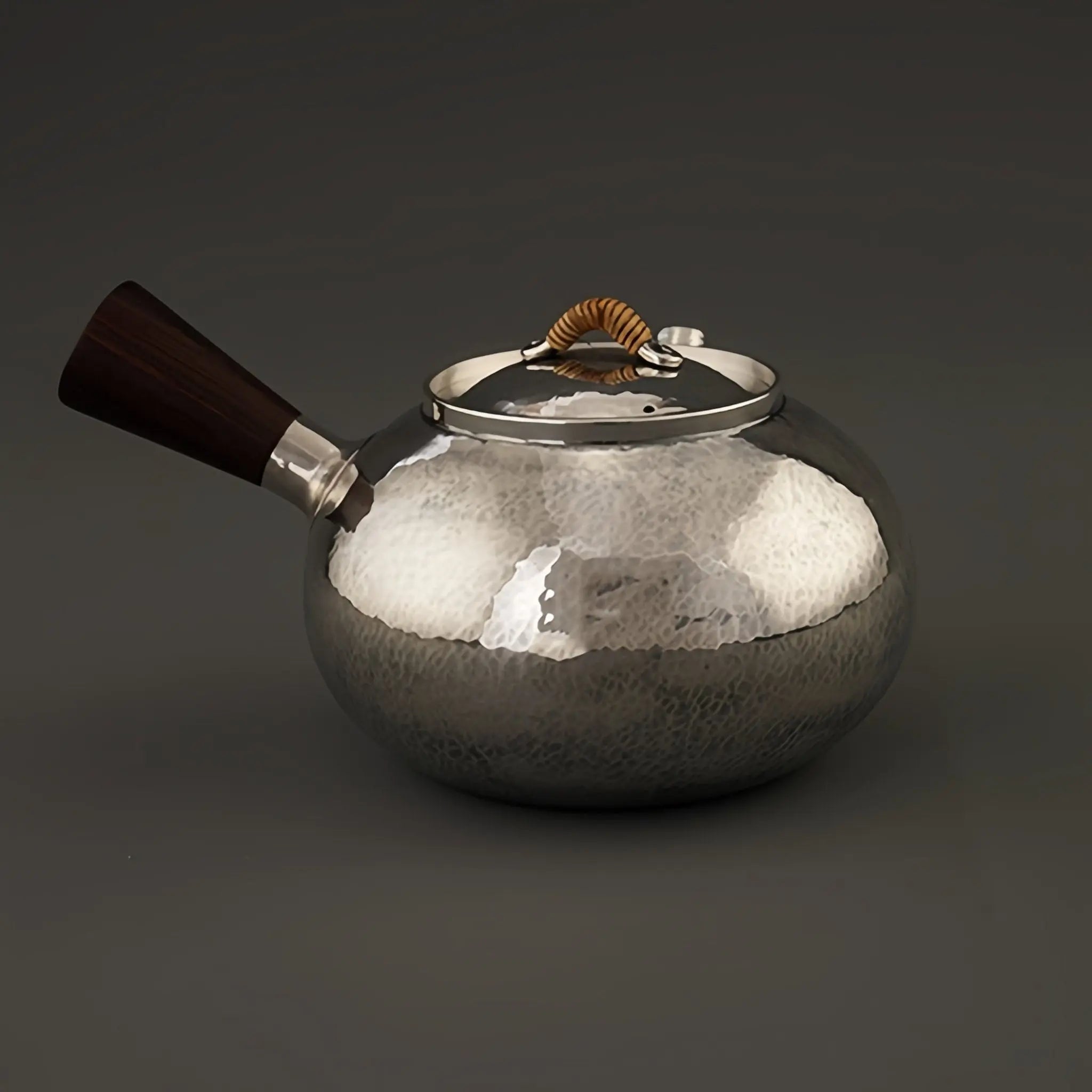 Yun Qi 500cc - Handmade silver pot zycschina