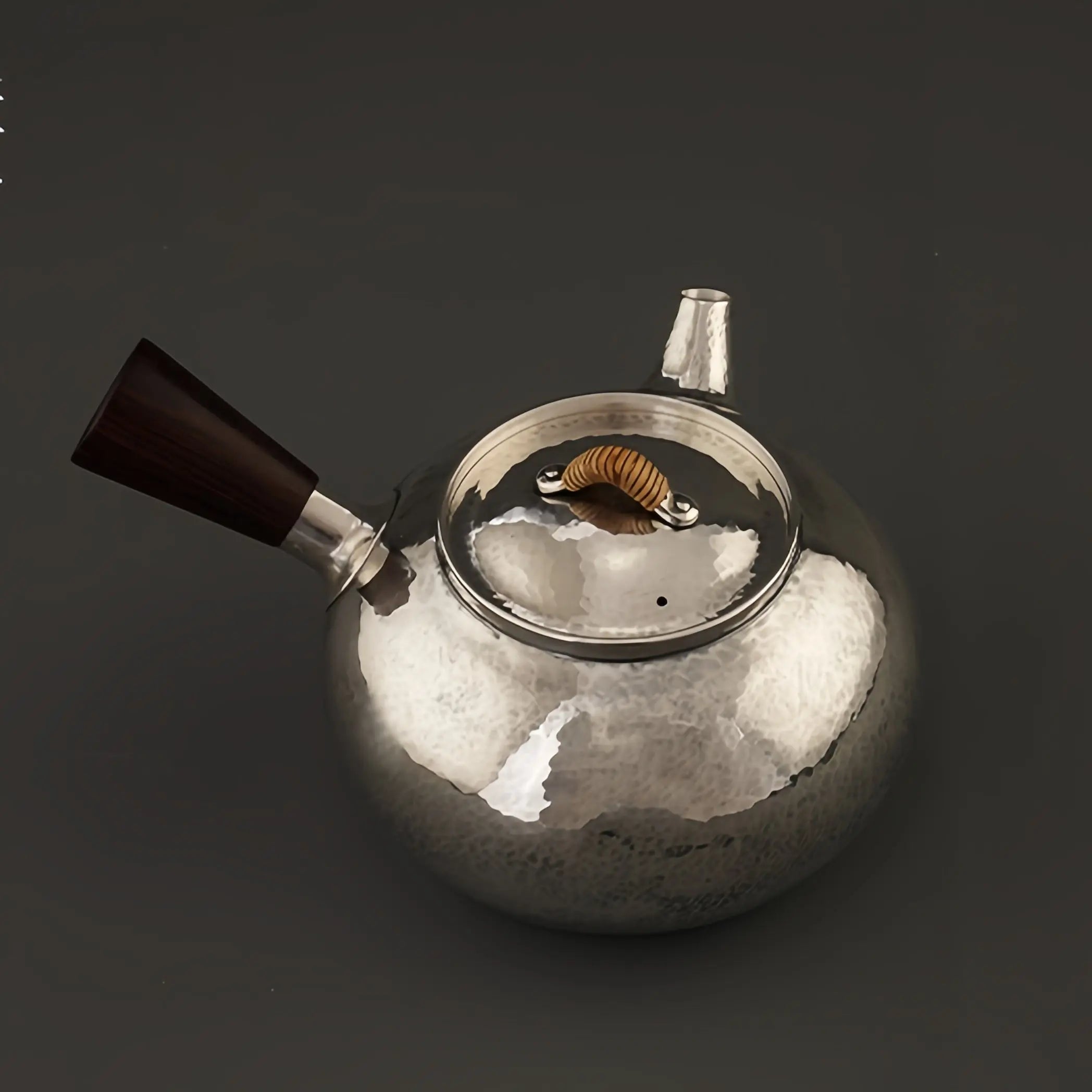 Yun Qi 500cc - Handmade silver pot zycschina