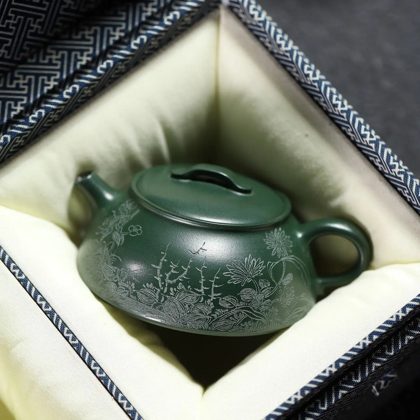 Yun Qiao Ban Yue 150cc - Yixing Handmade Teapot 江苏宜兴