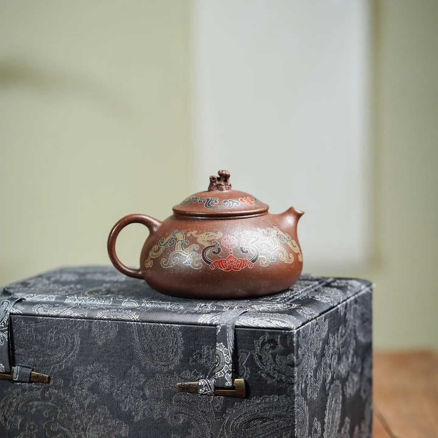 Yun Shi 200cc - Yixing Handmade Teapot 江苏宜兴