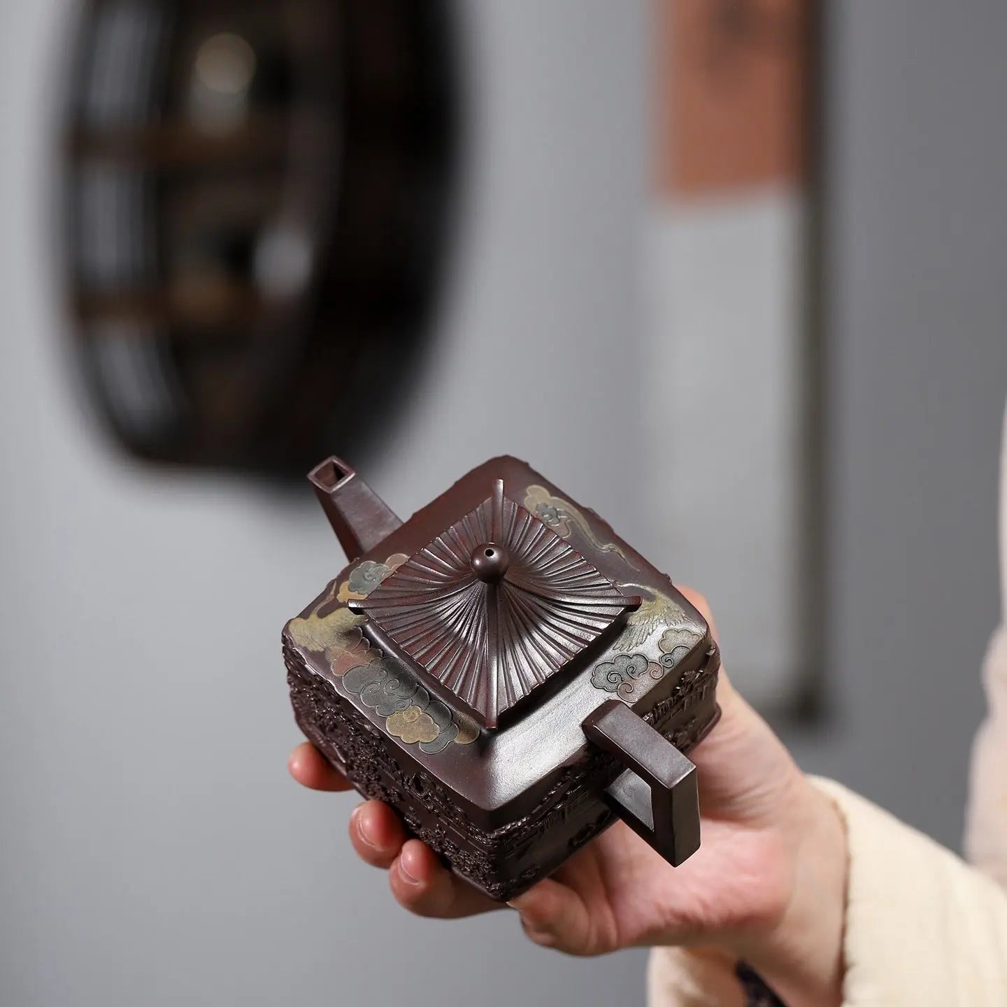 Yun Ting Jiang Shan 240cc - Yixing Handmade Teapot 江苏宜兴
