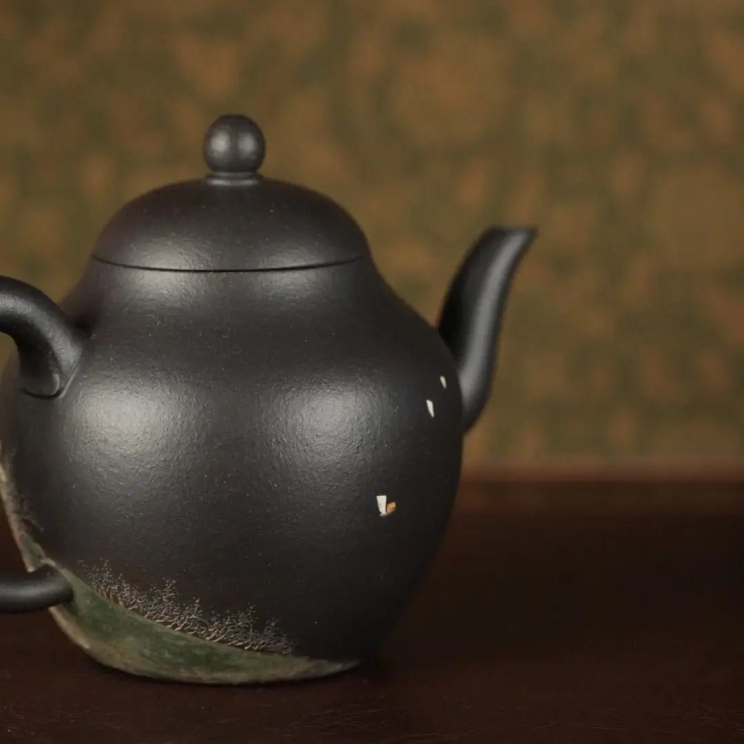 Zhi Hu 270cc - Yixing Handmade Teapot 江苏宜兴