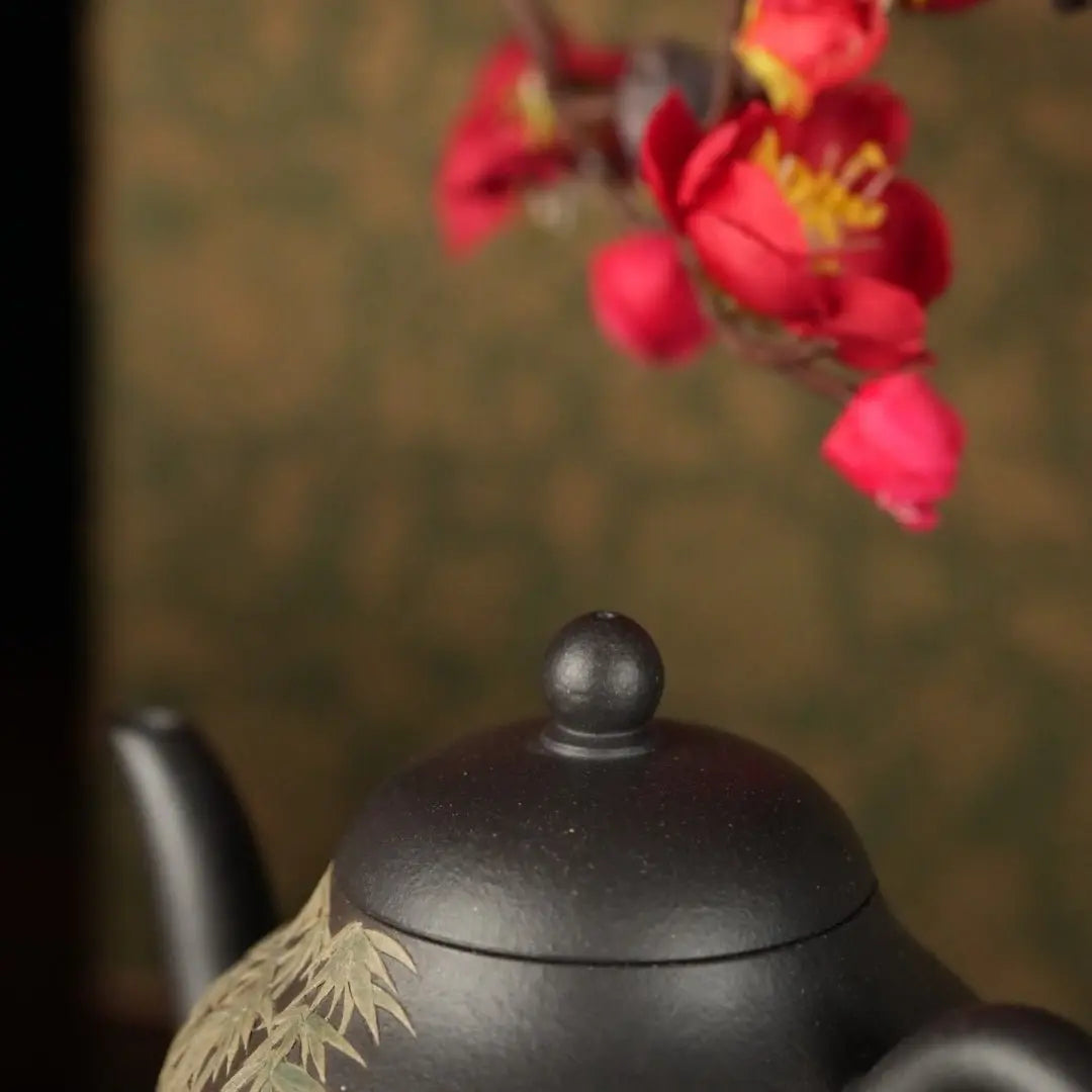 Zhi Hu 270cc - Yixing Handmade Teapot 江苏宜兴