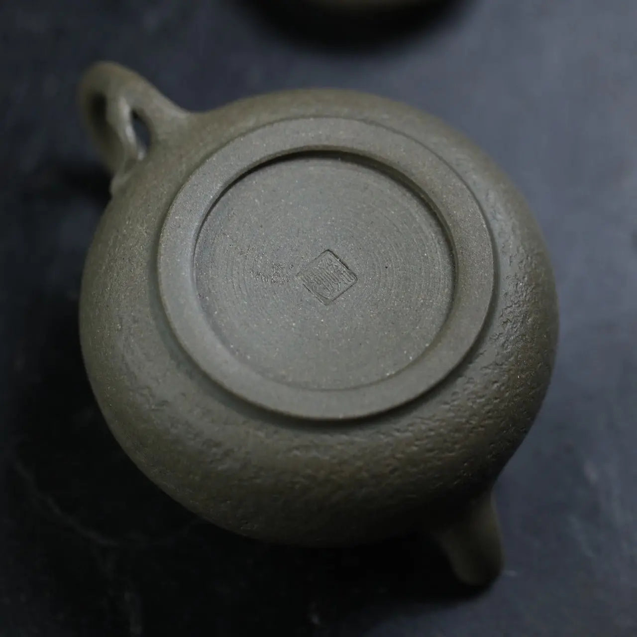 Zhi Qiu 150cc - Yixing Handmade Teapot 江苏宜兴