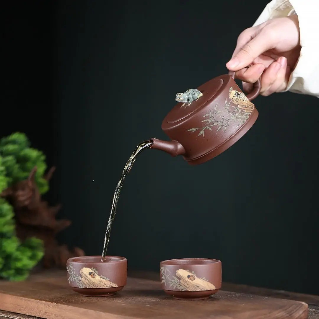 Zhi Zu 200cc - Yixing Handmade Teapot 江苏宜兴
