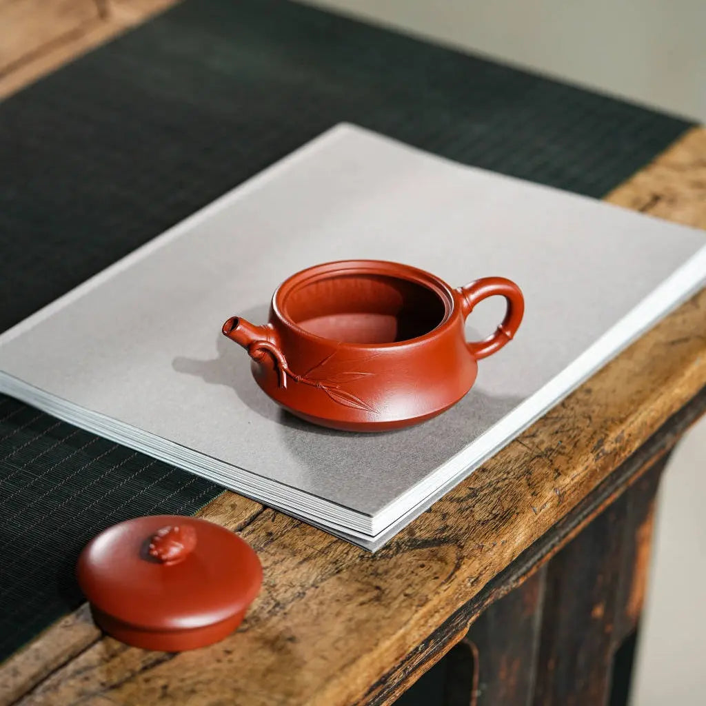 Zhi Zu 200cc - Yixing Handmade Teapot 江苏宜兴