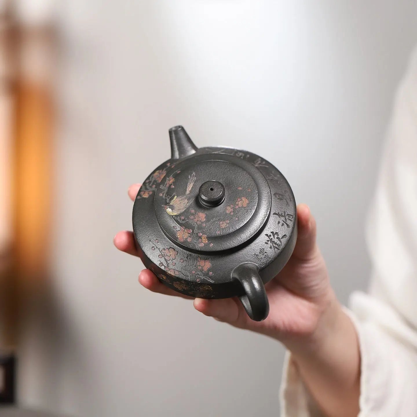 Zhong Fang Zhou Pan 200cc - Yixing Handmade Teapot 江苏宜兴