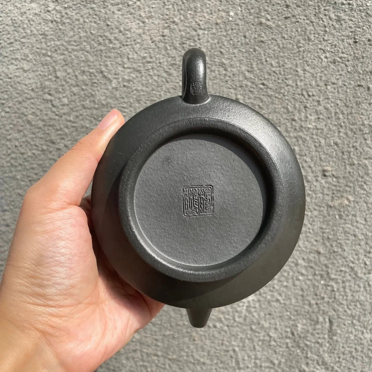 Zhong Fang Zhou Pan 200cc - Yixing Handmade Teapot 江苏宜兴