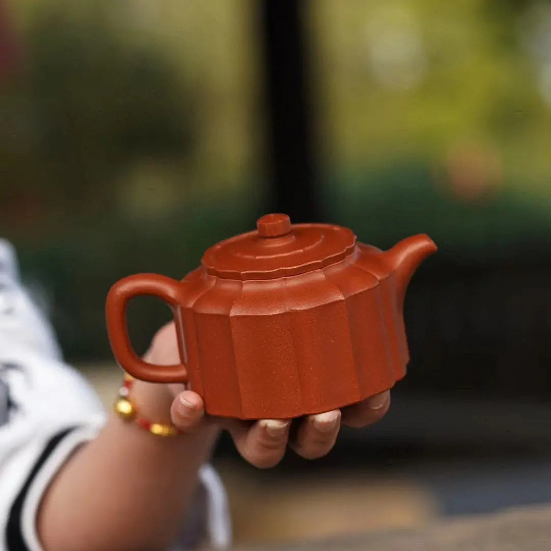 Zhou Pan 230cc - Yixing Handmade Teapot 江苏宜兴