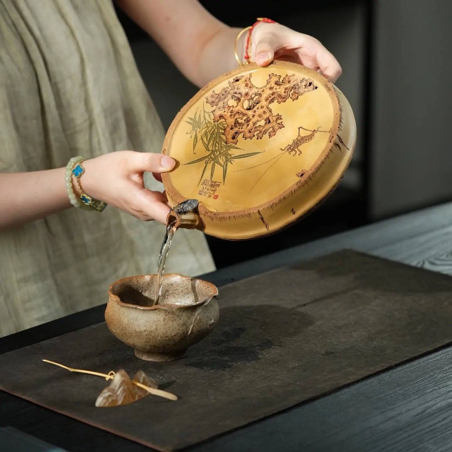 Zhu Bao Ping An - Dry Bubble Tray 江苏宜兴