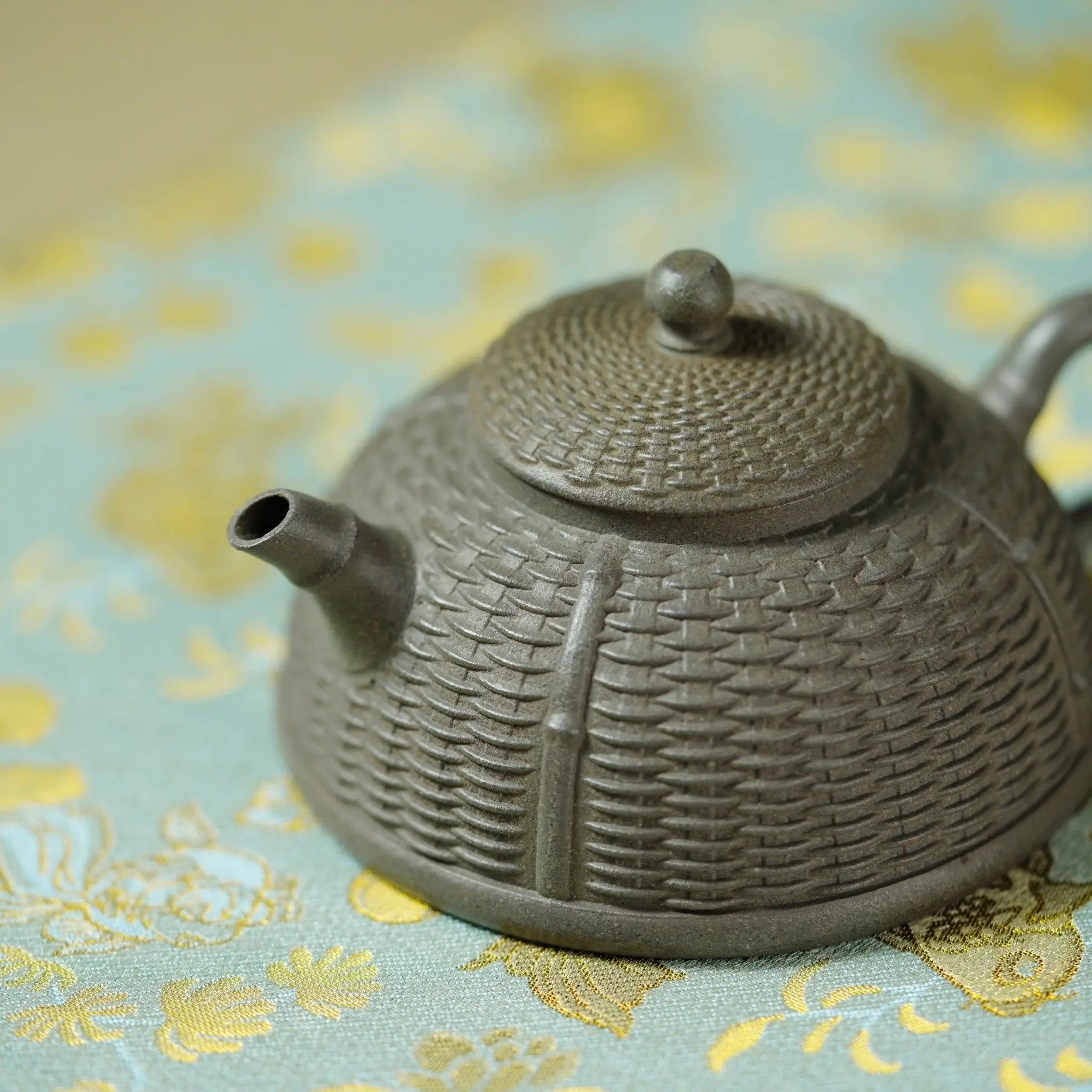 Zhu Bian Ban Yue 150cc - Yixing Handmade Teapot 江苏宜兴