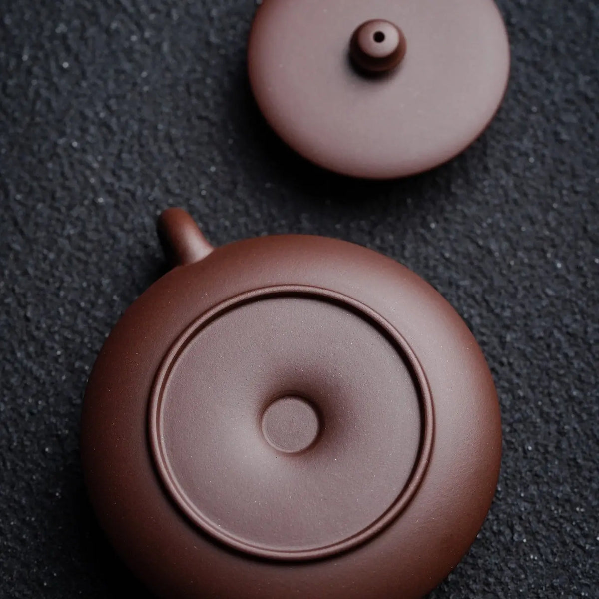 Zhu Chu 130cc - Yixing Handmade Teapot 江苏宜兴