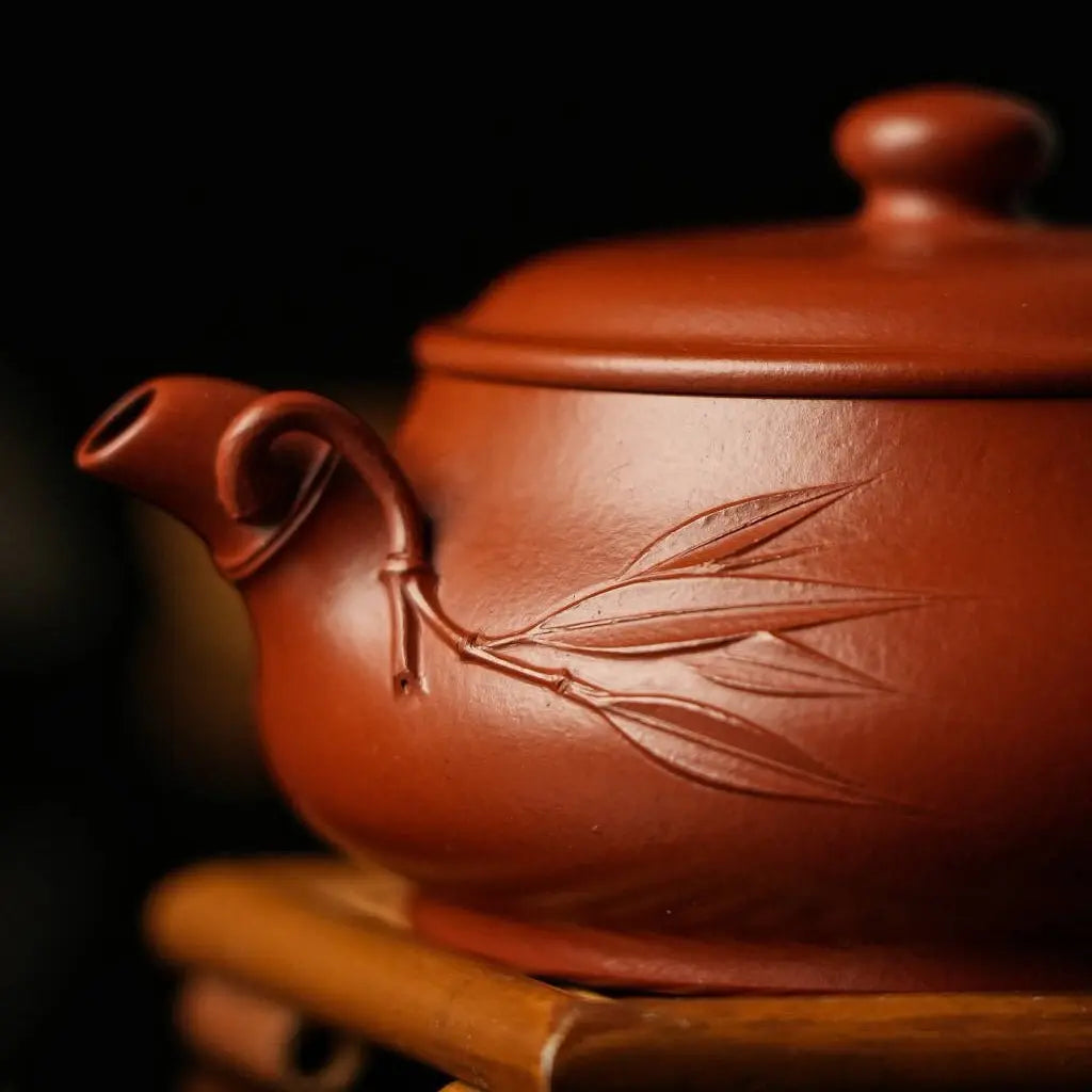Zhu Jie Ming Lu 200cc - Yixing Handmade Teapot 江苏宜兴