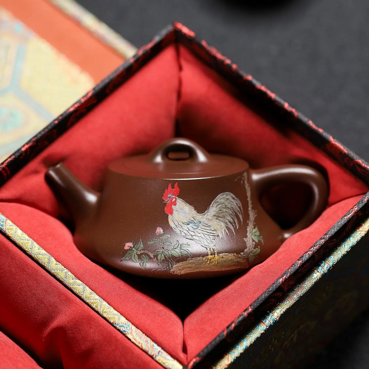 Zhu Piao 170cc - Yixing Handmade Teapot 江苏宜兴