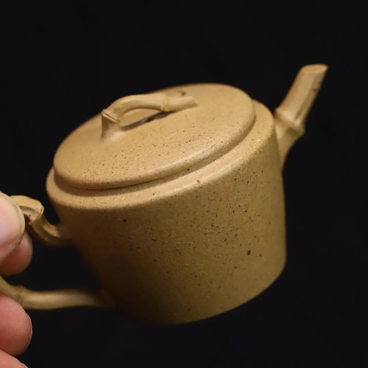 Zhu Qu 110cc - Yixing Handmade Teapot 江苏宜兴