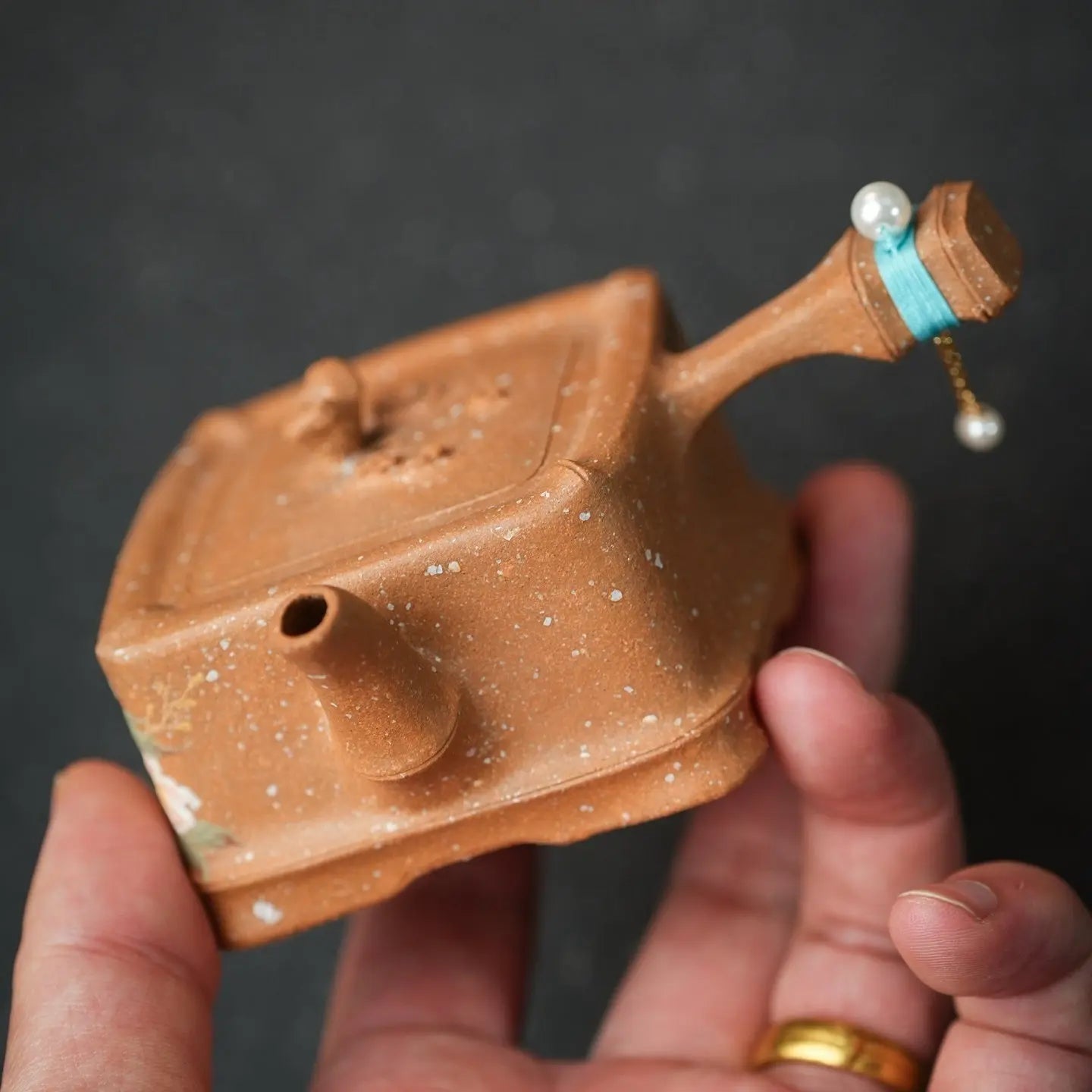 Zhu Shi 100cc - Yixing Handmade Teapot 江苏宜兴