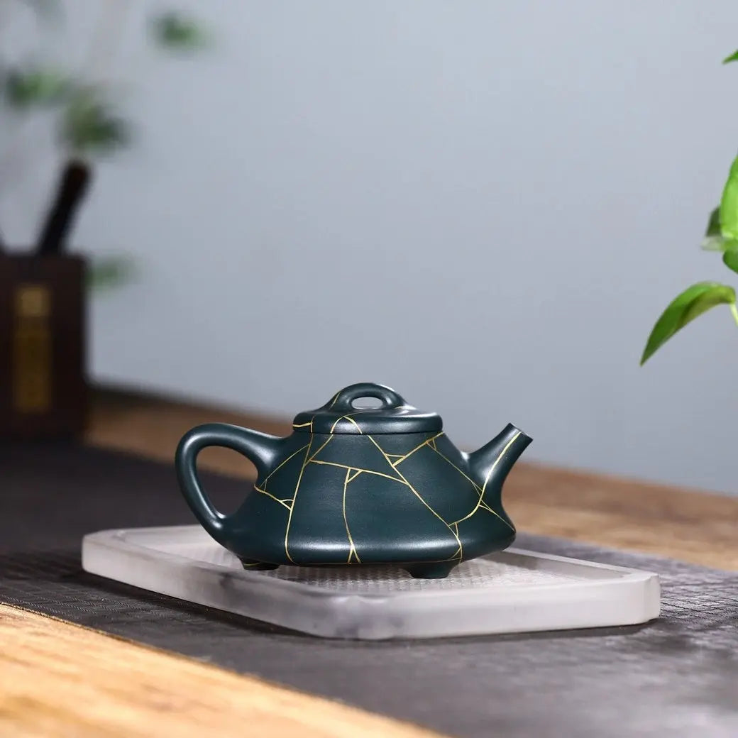 Zi Ye 200cc - Yixing Handmade Teapot 江苏宜兴