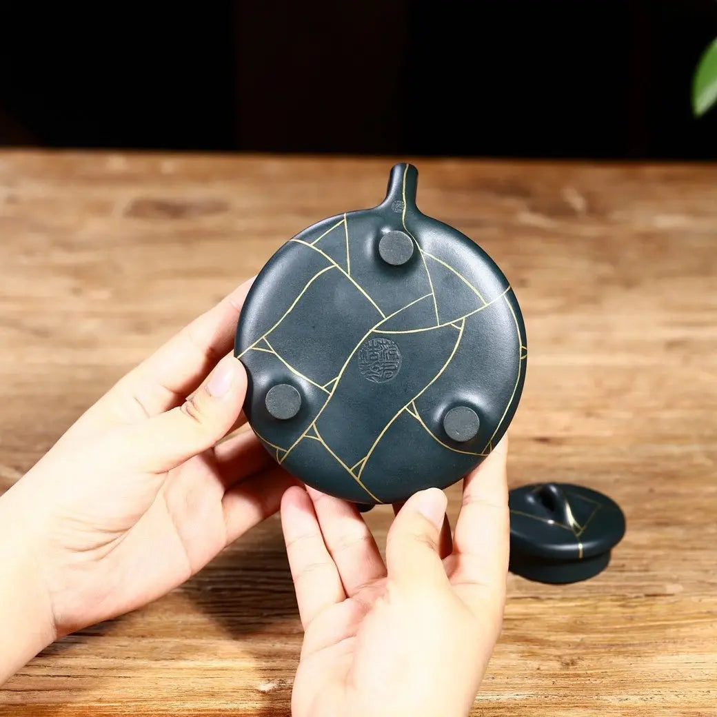 Zi Ye 200cc - Yixing Handmade Teapot 江苏宜兴