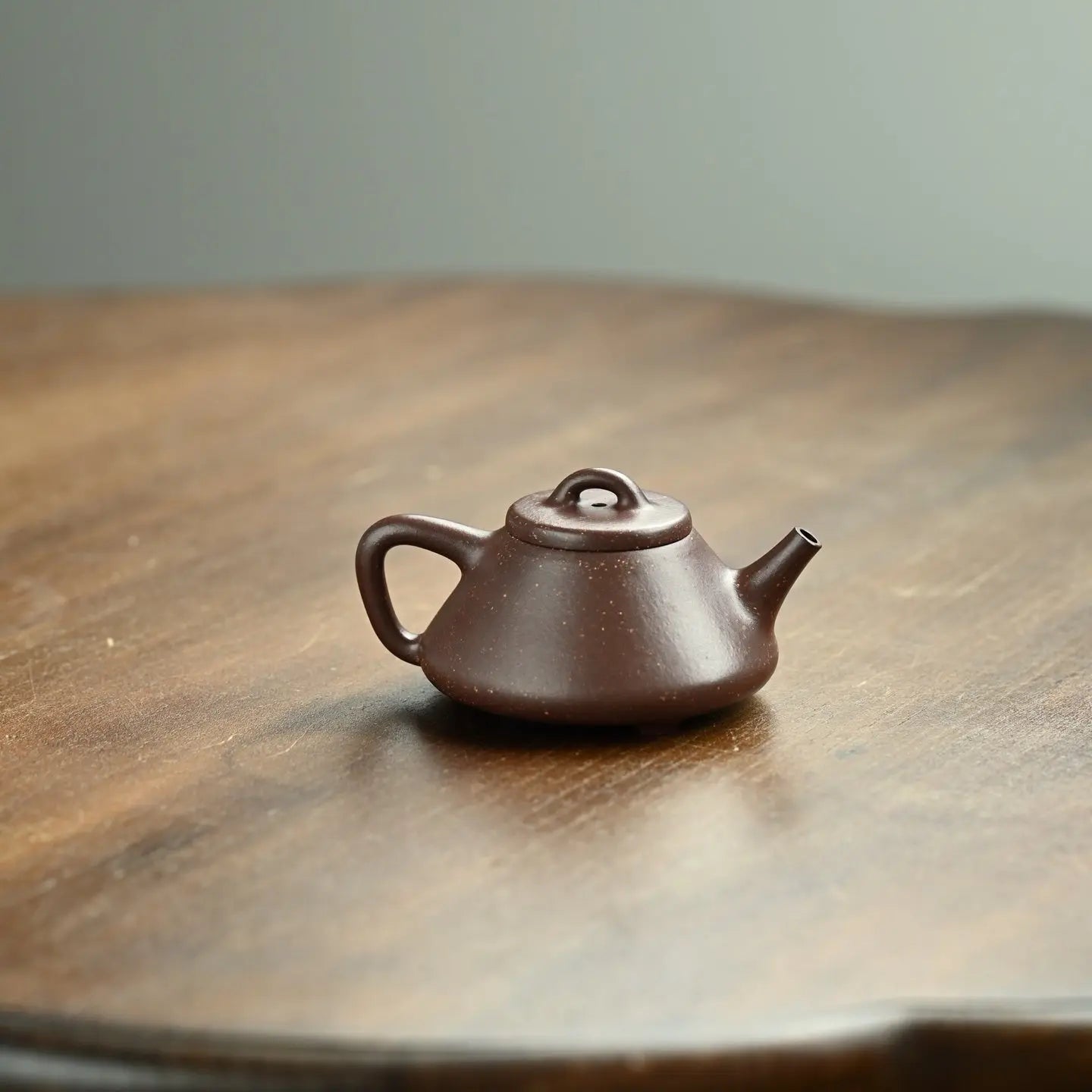 Zi Ye Shi Piao 100cc - Yixing Handmade Teapot 江苏宜兴