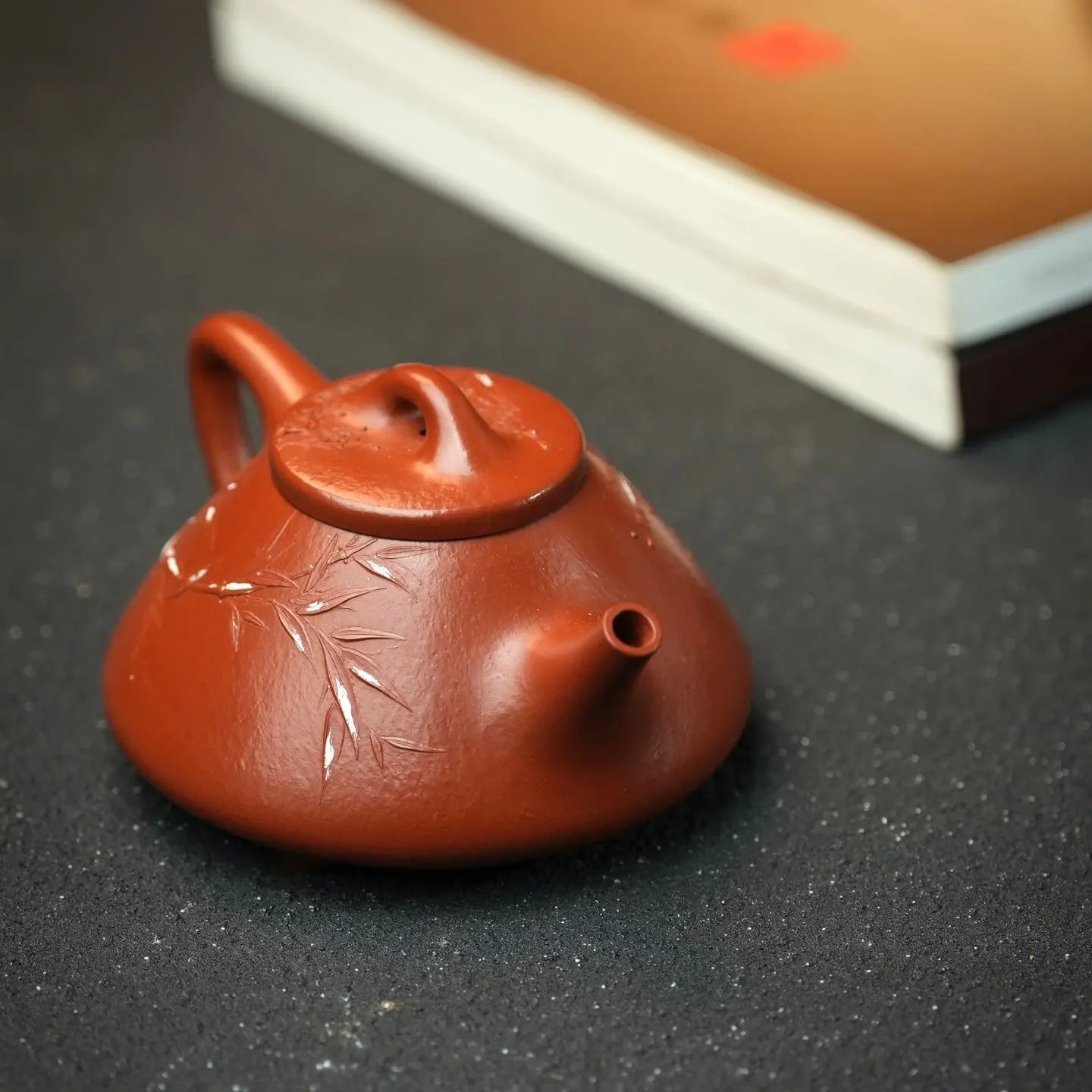 Zi Ye Shi Piao 200cc - Yixing Handmade Teapot 江苏宜兴