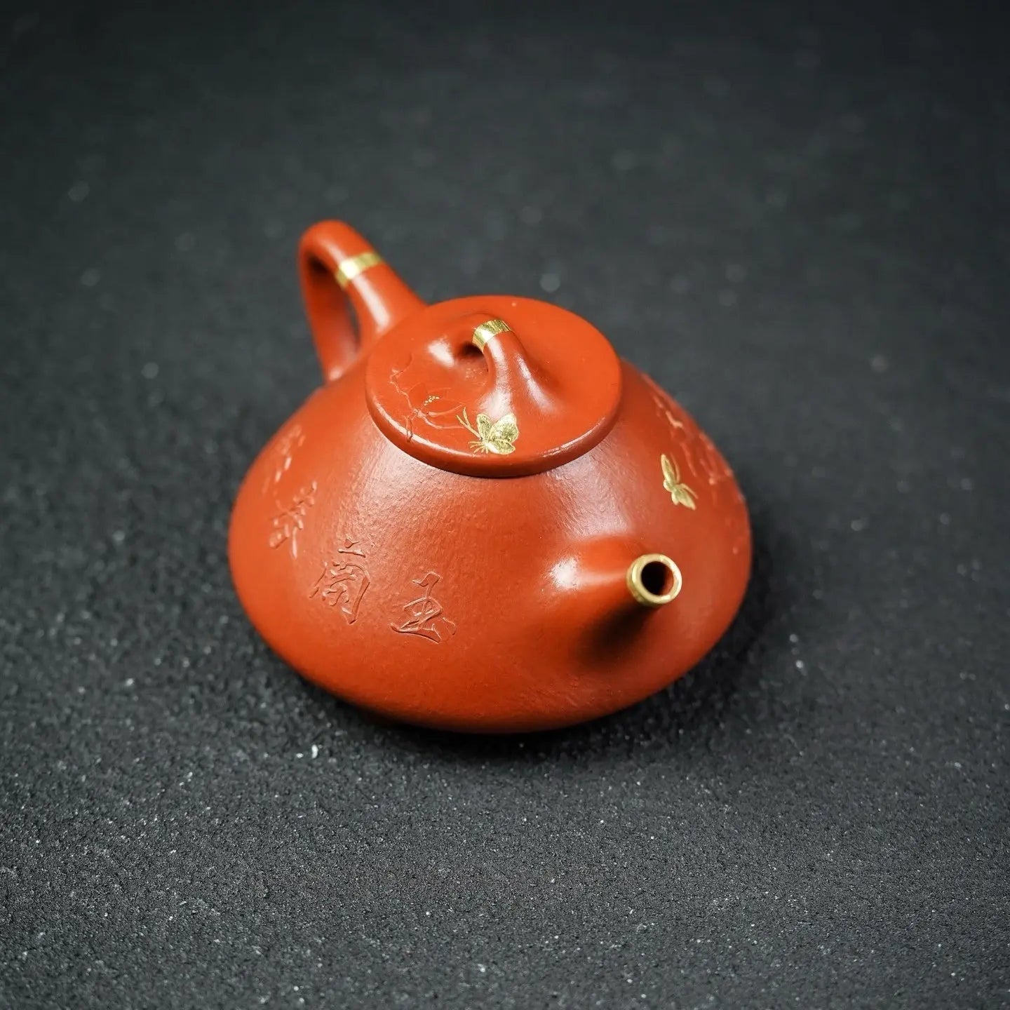 Zi Ye Shi Piao 200cc - Yixing Handmade Teapot 江苏宜兴