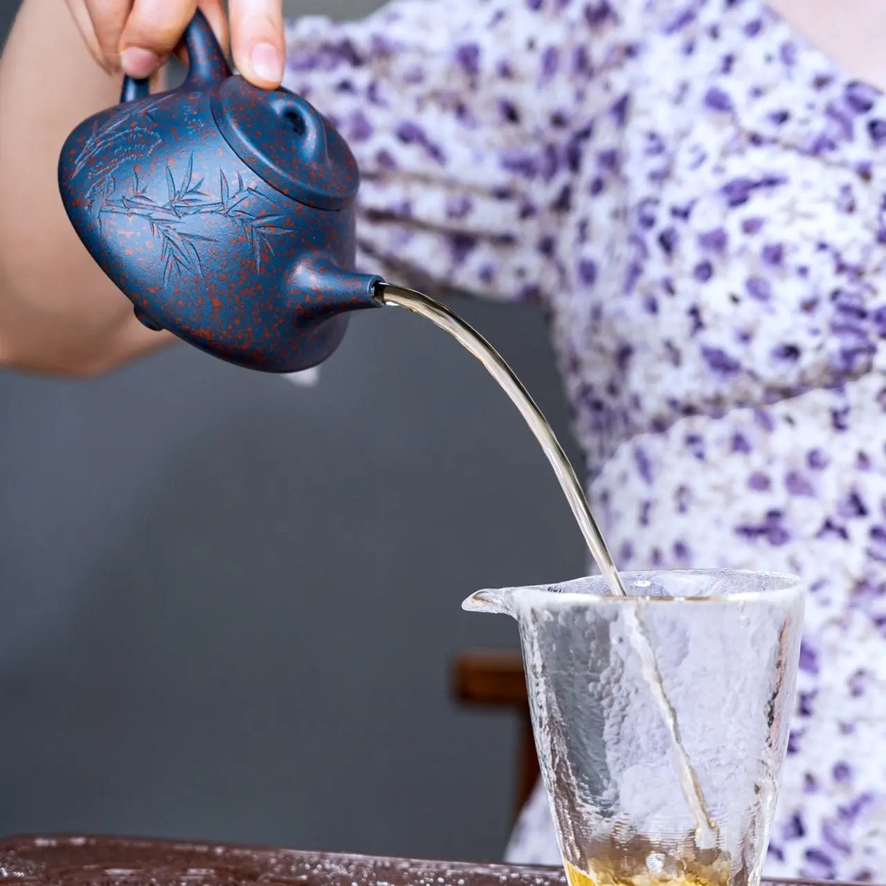 Zi Ye Shi Piao 210cc - Yixing Handmade Teapot 江苏宜兴