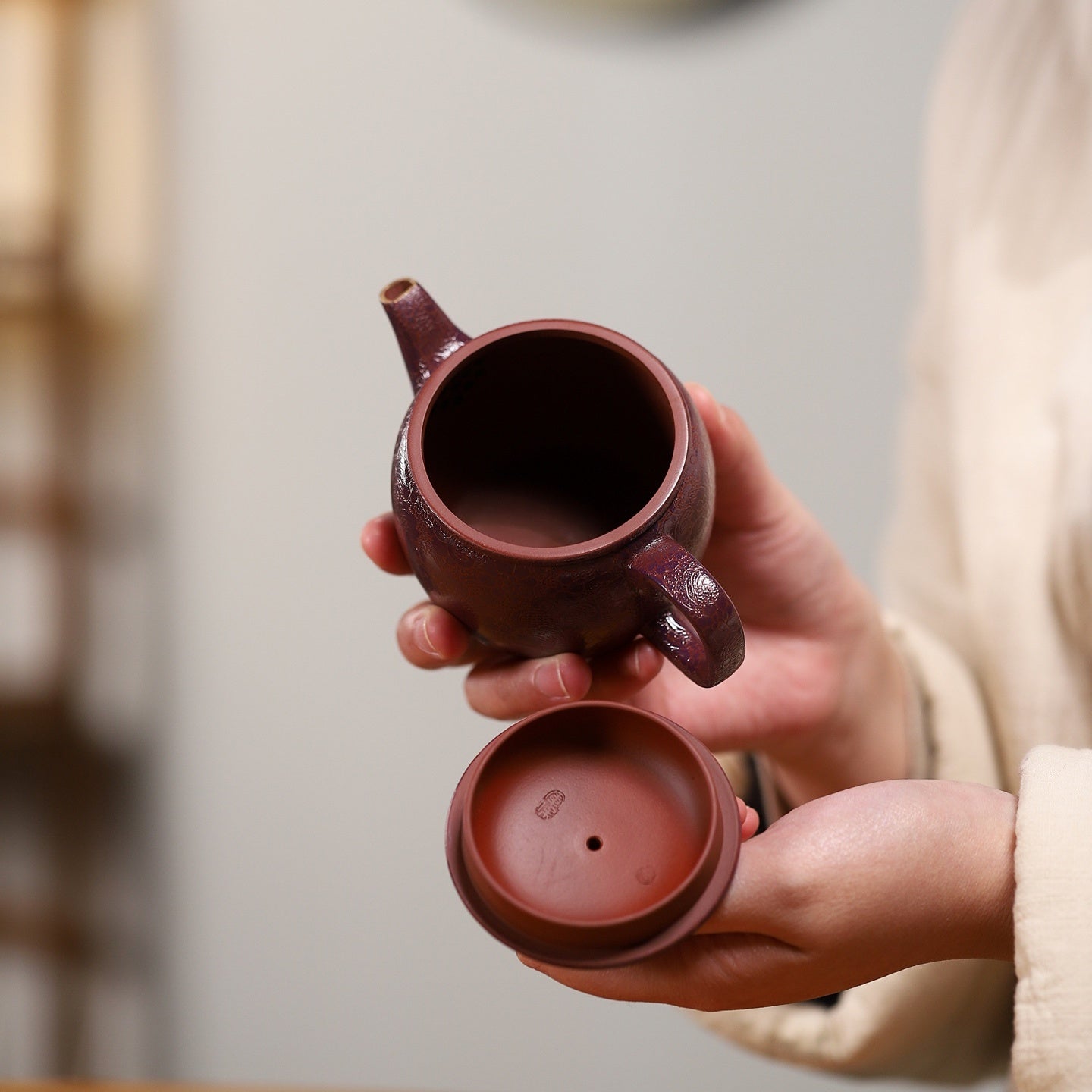 Ba Hua Han Wa 170cc - Yixing Handmade Teapot - zycs_China