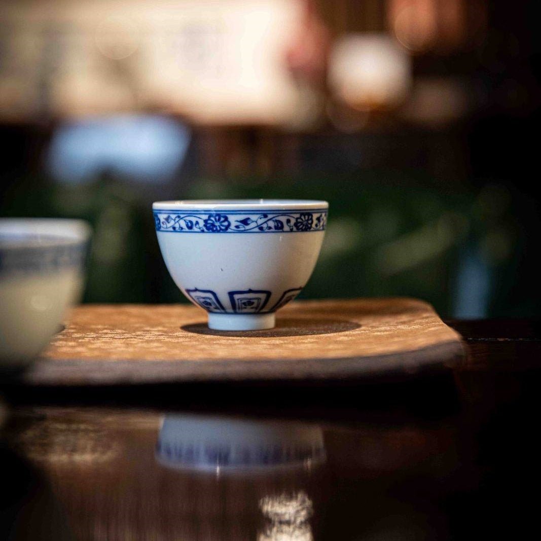 Bao Xiang 150cc - Jing De Zhen Porcelain Gaiwan - zycs_China