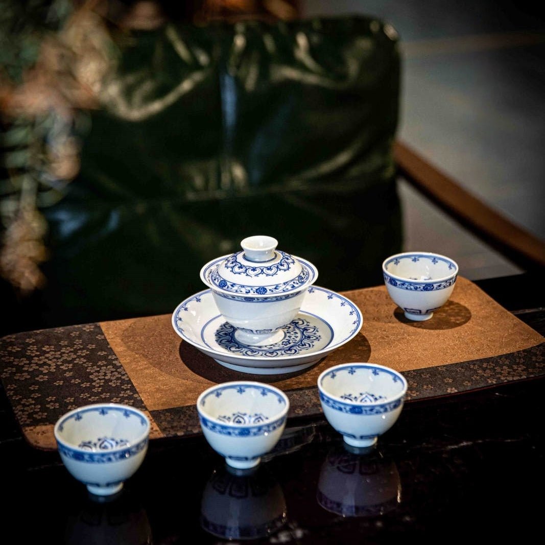 Bao Xiang 150cc - Jing De Zhen Porcelain Gaiwan - zycs_China