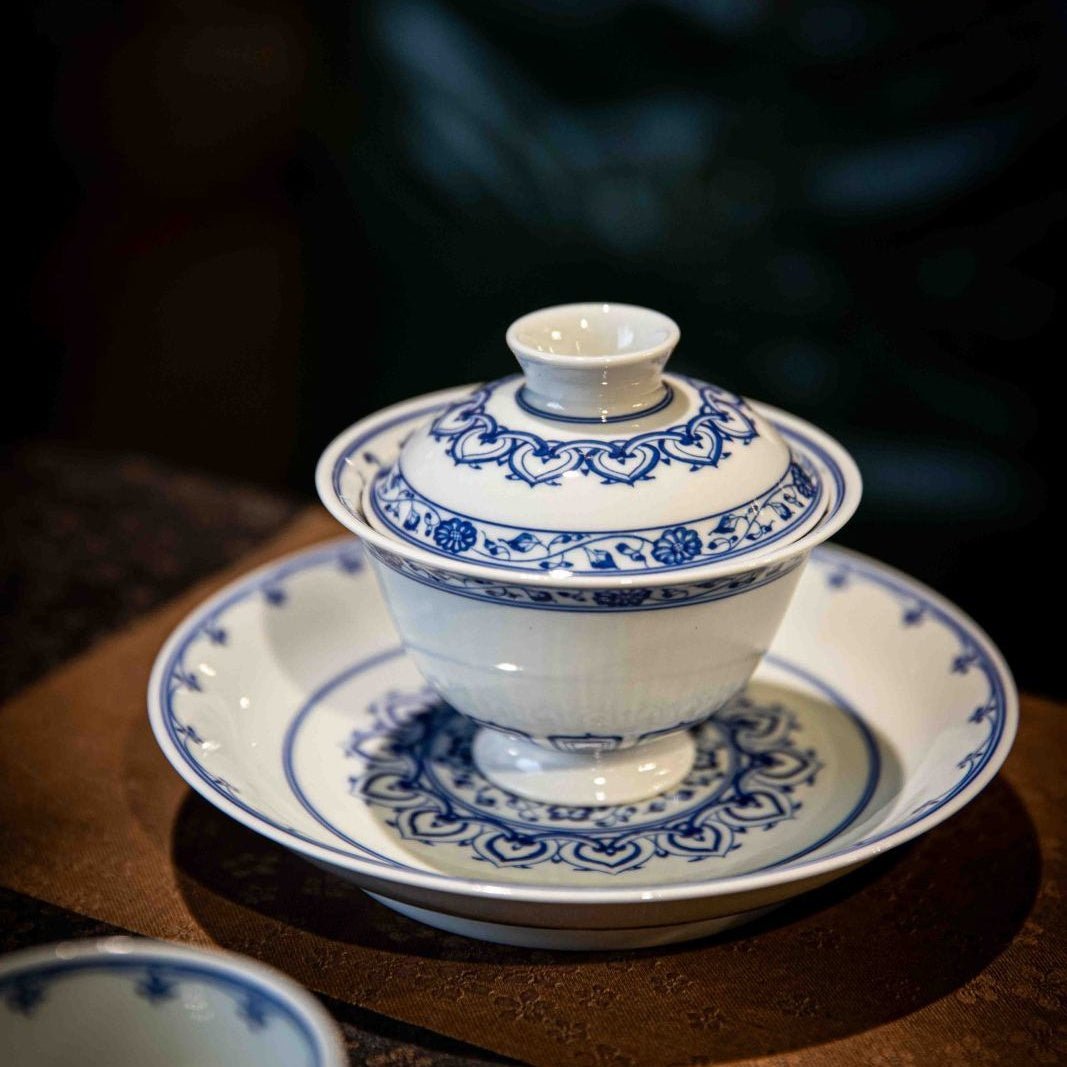 Bao Xiang 150cc - Jing De Zhen Porcelain Gaiwan - zycs_China