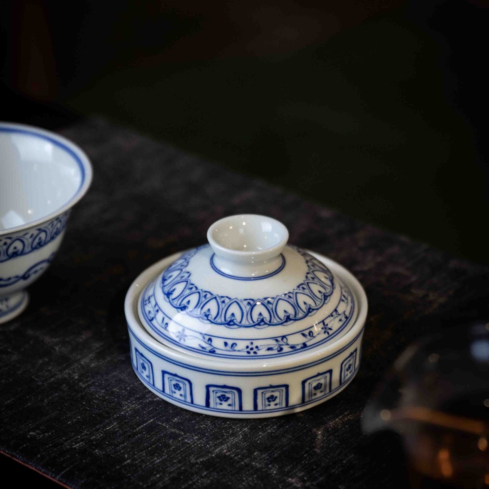 Bao Xiang 175cc - Jing De Zhen Porcelain Gaiwan - zycs_China