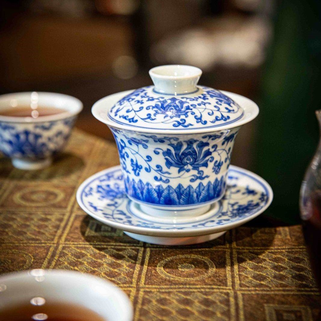 Bao Xiang Hua 150cc - Jing De Zhen Porcelain Gaiwan - zycs_China