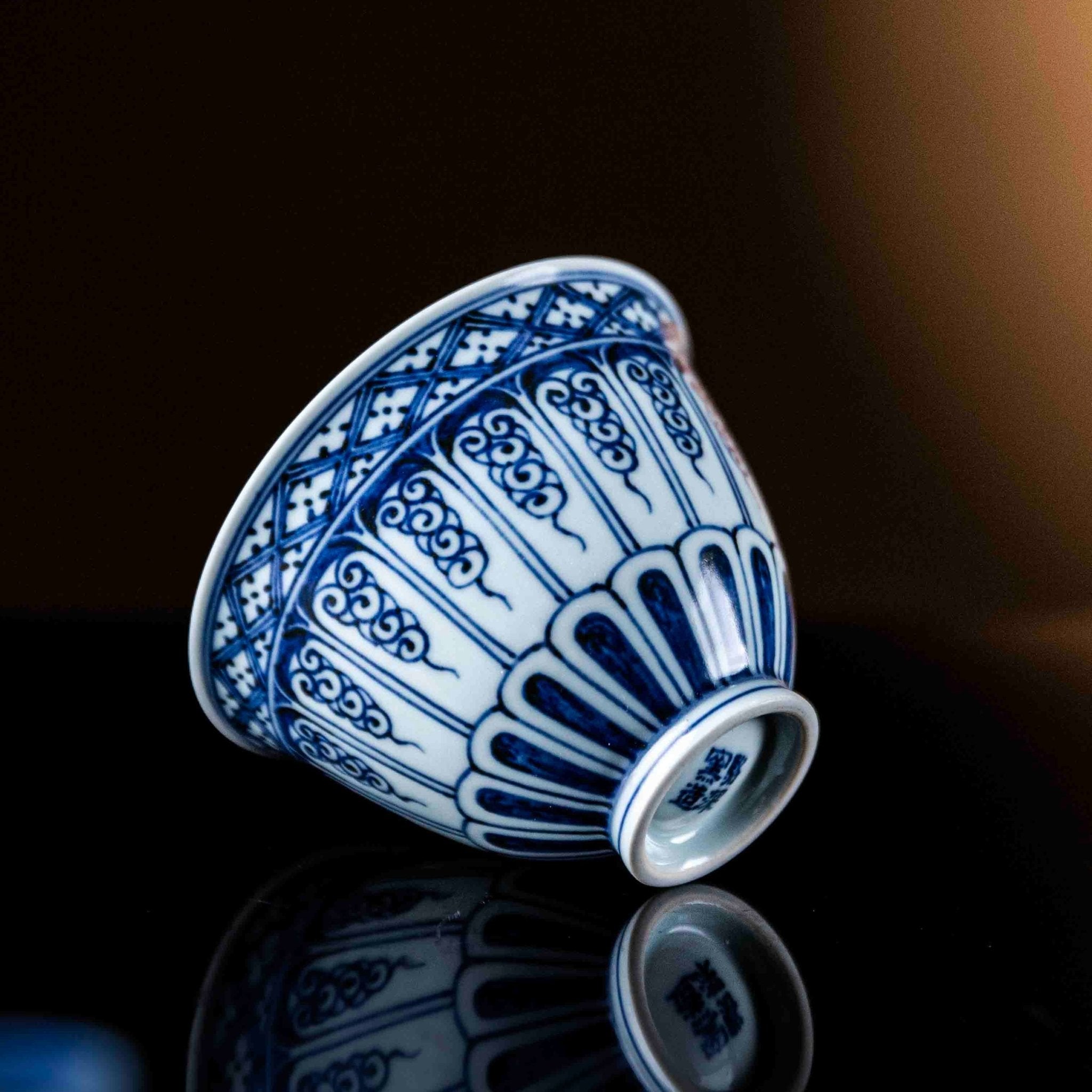 Bao Xiang Juan Cao 150cc - Jing De Zhen Porcelain Gaiwan - zycs_China