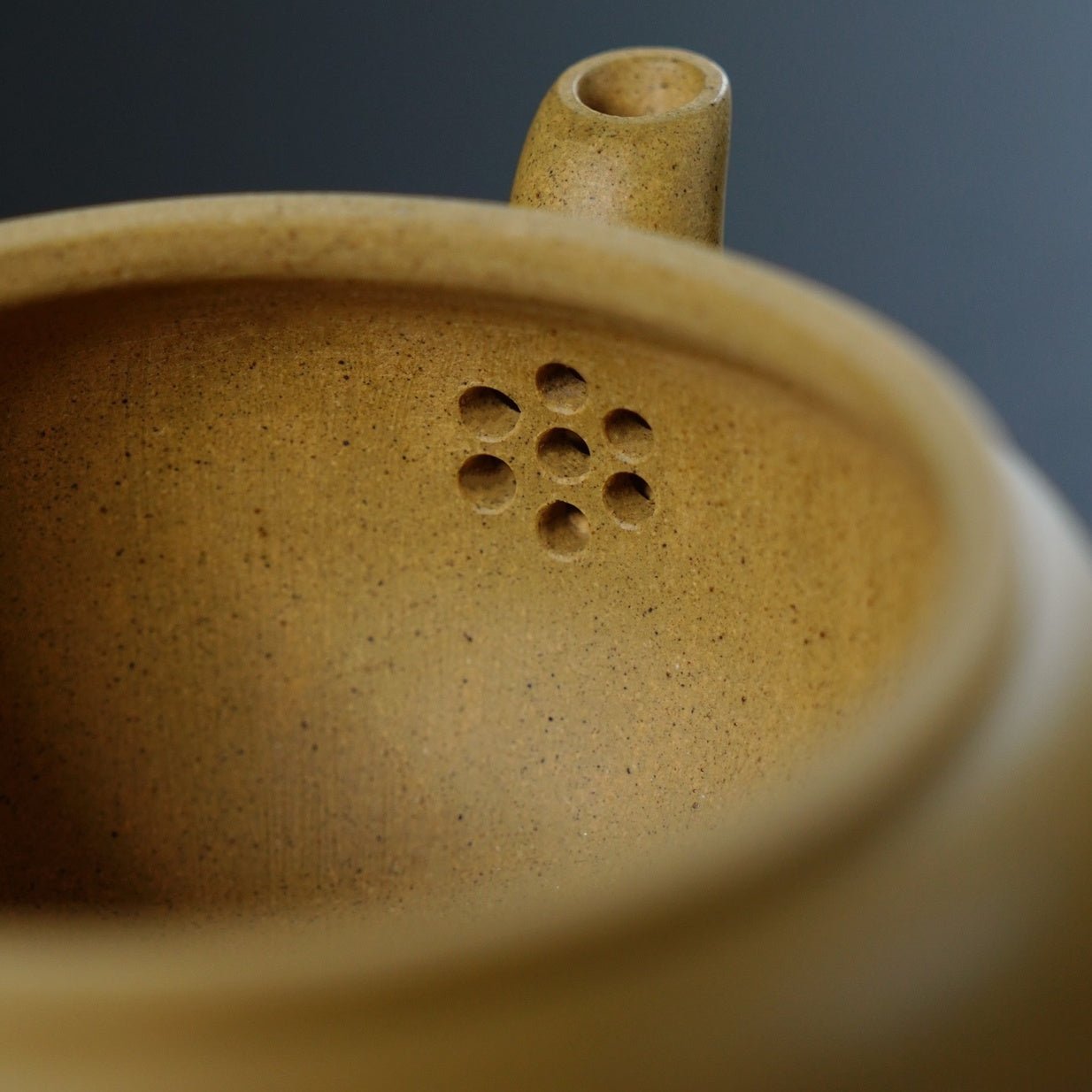 Bao Yuan Hu 140cc - Yixing Handmade Teapot - zycs_China