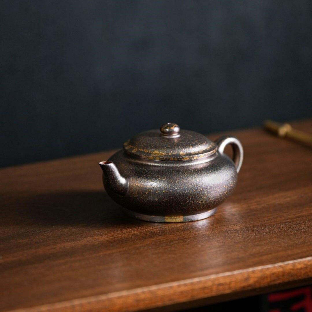 Bian Deng 100cc - Yixing Handmade Teapot - zycs_China