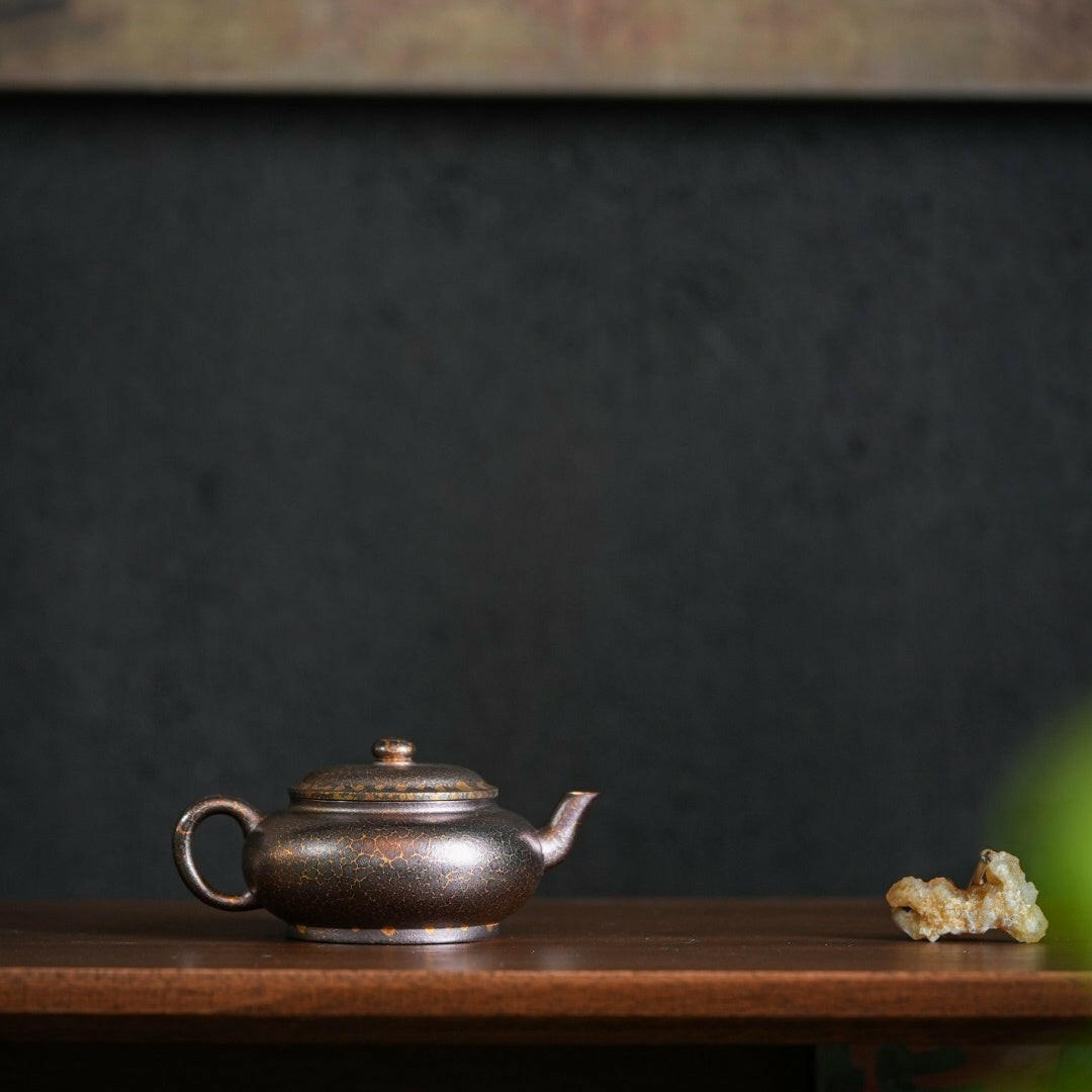 Bian Deng 100cc - Yixing Handmade Teapot - zycs_China